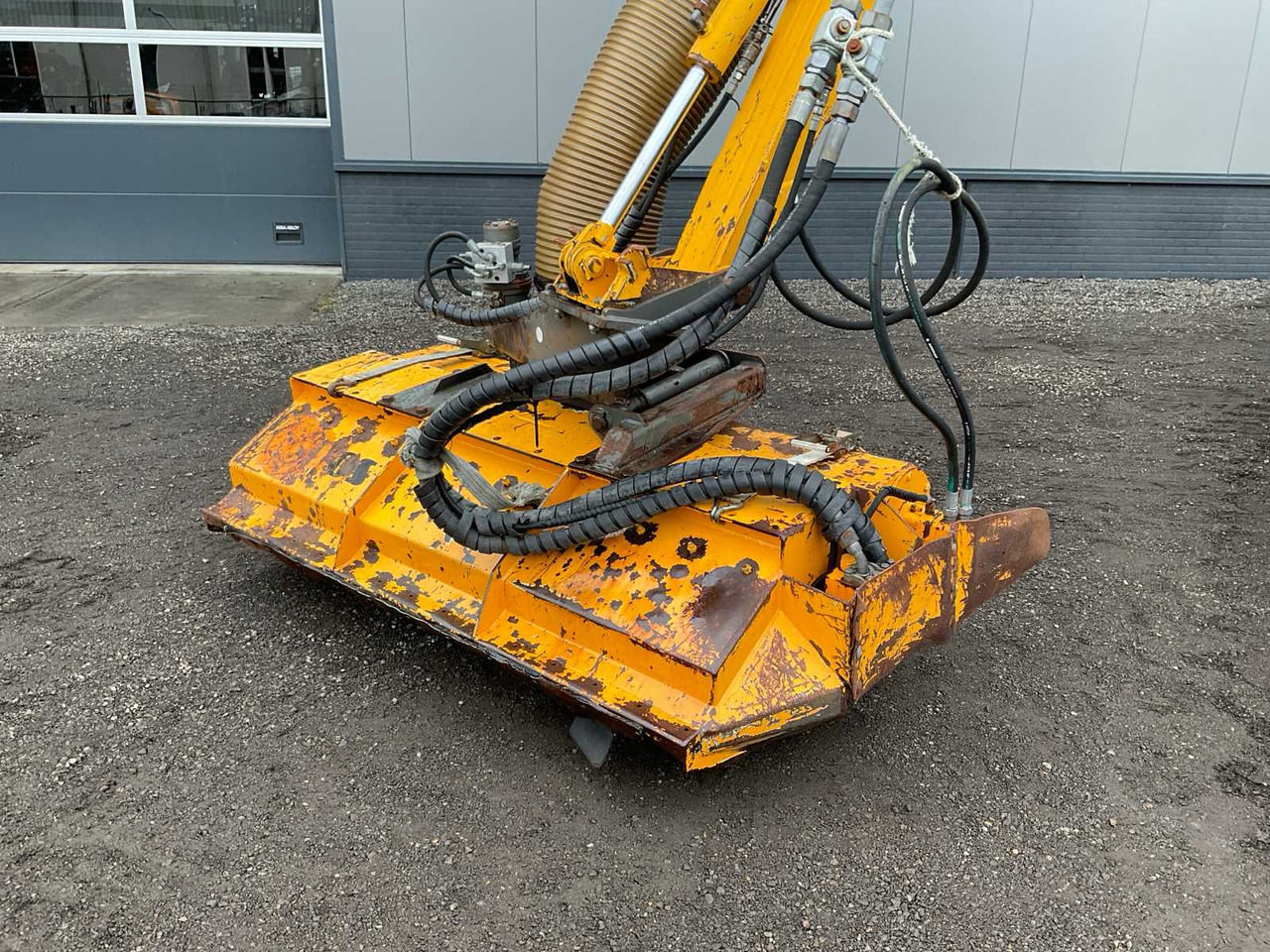 Tractor 2009 VALTRA T182 DIRECT ALL-WHEEL DRIVE FARM TRACTOR: foto 10