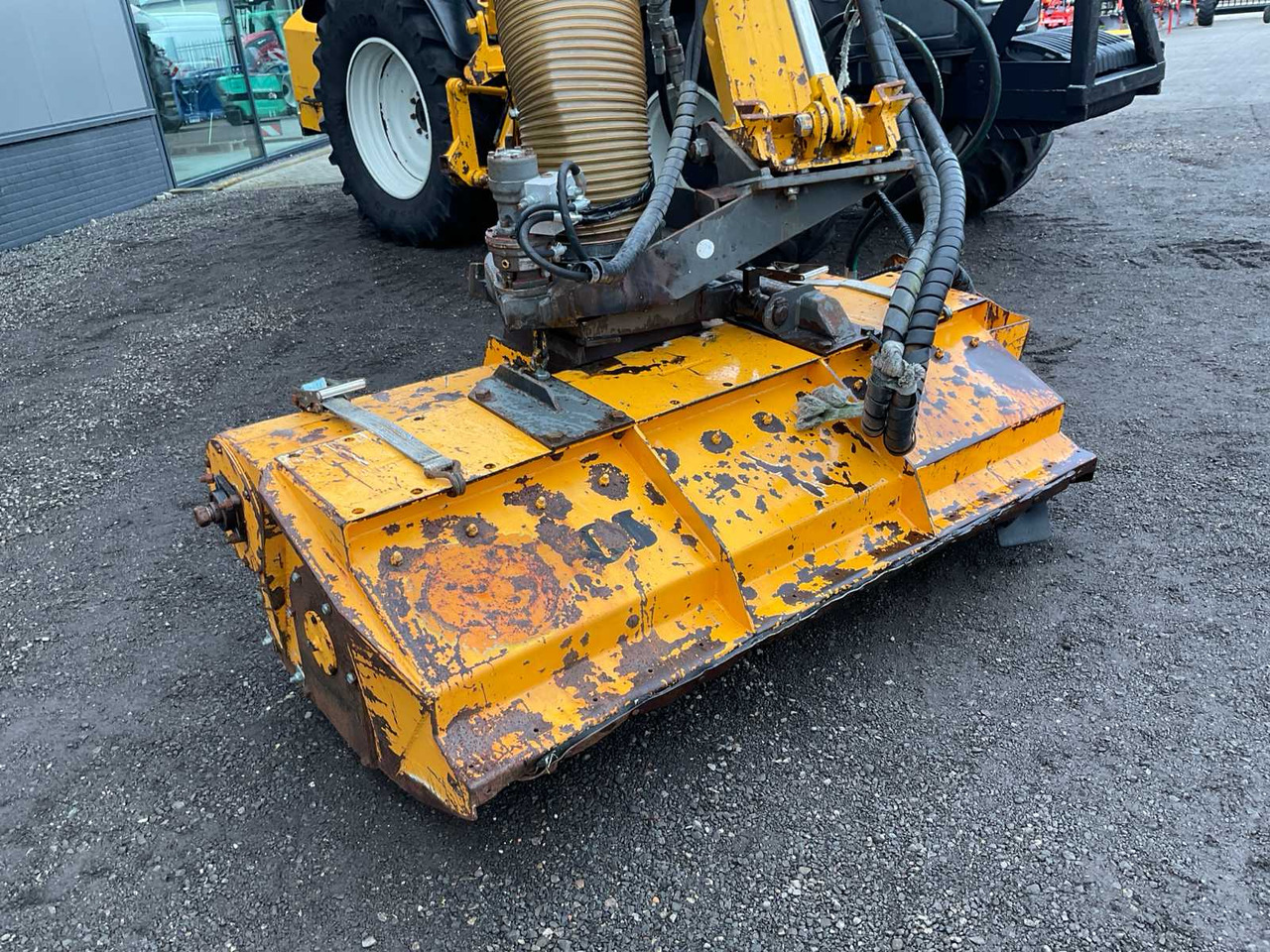 Tractor 2009 VALTRA T182 DIRECT ALL-WHEEL DRIVE FARM TRACTOR: foto 8
