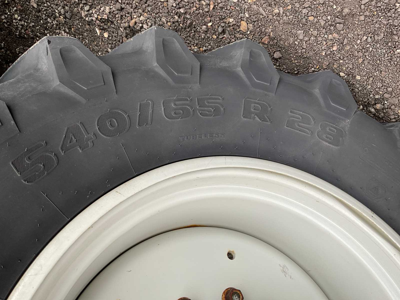 Tractor 2009 VALTRA T182 DIRECT ALL-WHEEL DRIVE FARM TRACTOR: foto 16