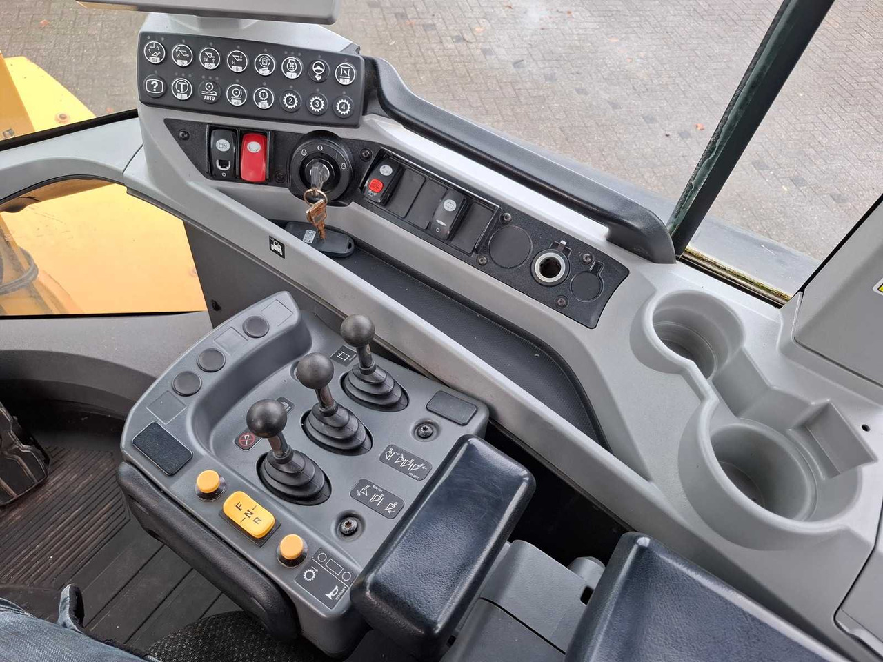 Cargadora de ruedas 2012 CATERPILLAR 930K SHOVEL: foto 15 Cargadora de ruedas 2012 CATERPILLAR 930K SHOVEL: foto 15