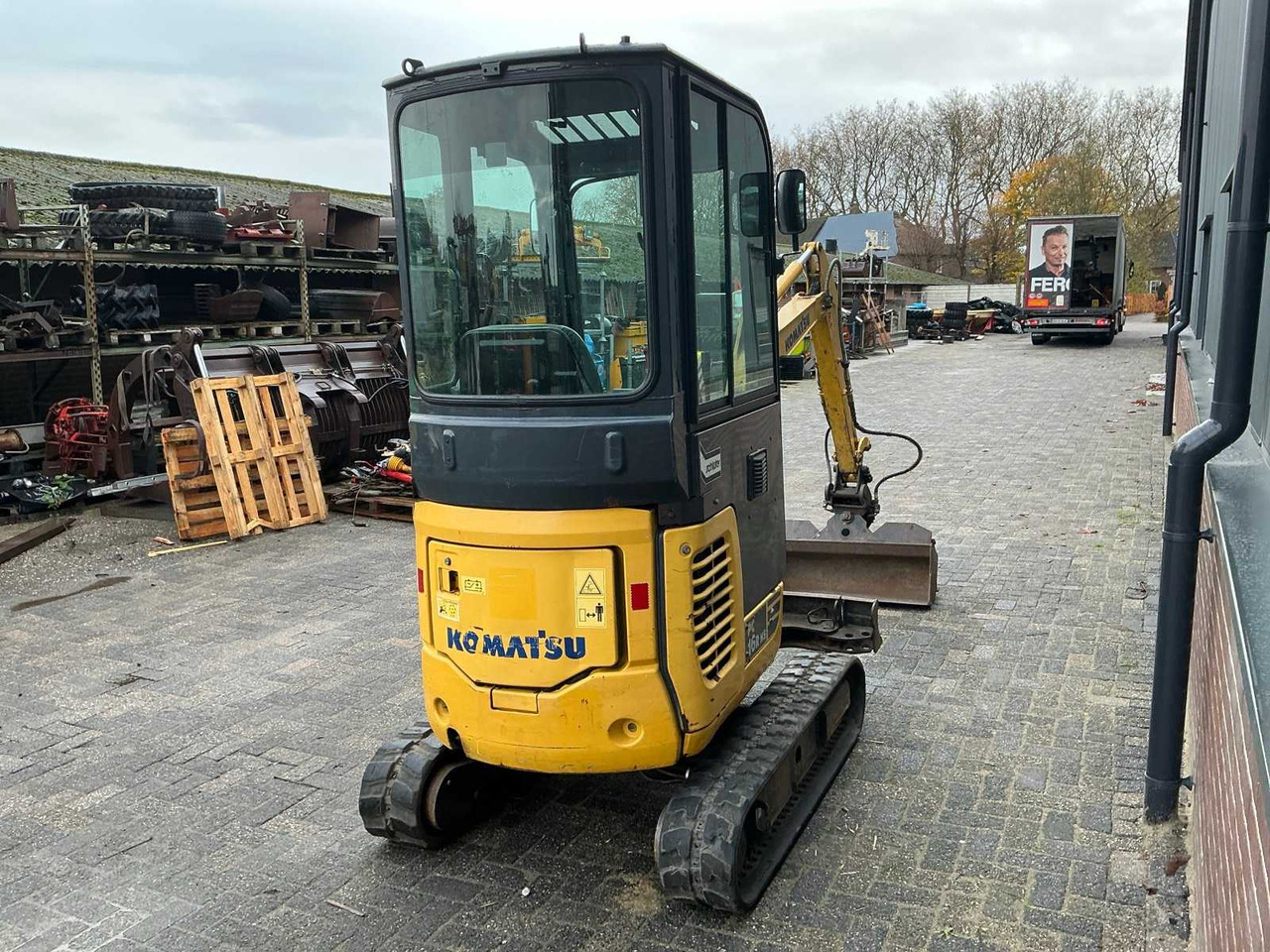 2014 KOMATSU 16R HS MINI EXCAVATOR - Miniexcavadora: foto 5 2014 KOMATSU 16R HS MINI EXCAVATOR - Miniexcavadora: foto 5