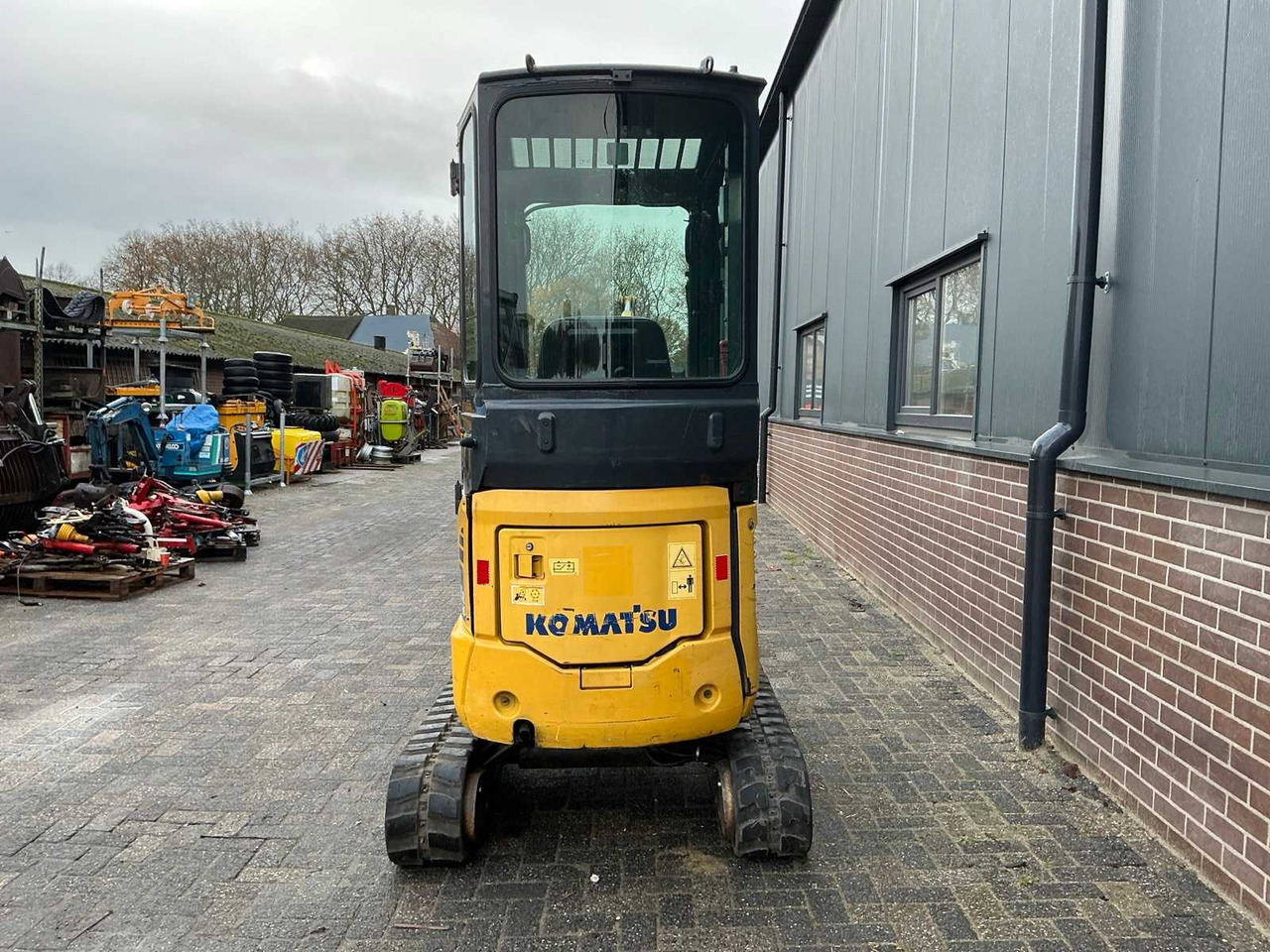 2014 KOMATSU 16R HS MINI EXCAVATOR - Miniexcavadora: foto 4 2014 KOMATSU 16R HS MINI EXCAVATOR - Miniexcavadora: foto 4