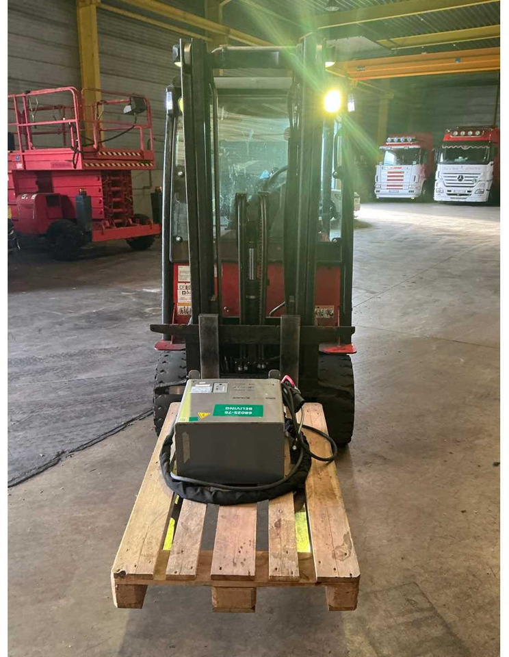 2016 HYSTER J2.5XN FORKLIFT TRUCK (68025-76) - Carretilla elevadora: foto 2 2016 HYSTER J2.5XN FORKLIFT TRUCK (68025-76) - Carretilla elevadora: foto 2