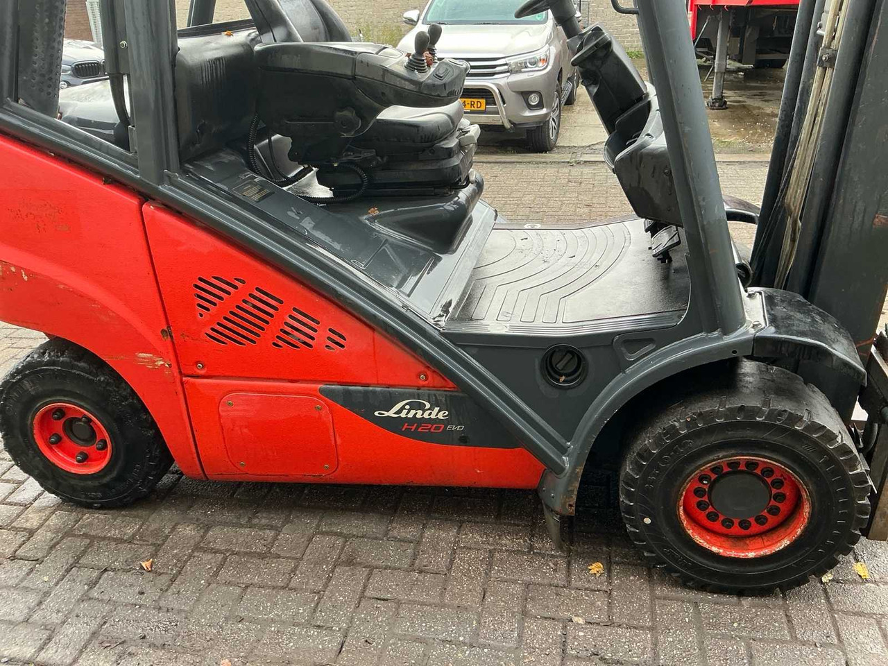 2016 LINDE H20D-02/600 FORKLIFT TRUCK - Carretilla elevadora: foto 4 2016 LINDE H20D-02/600 FORKLIFT TRUCK - Carretilla elevadora: foto 4