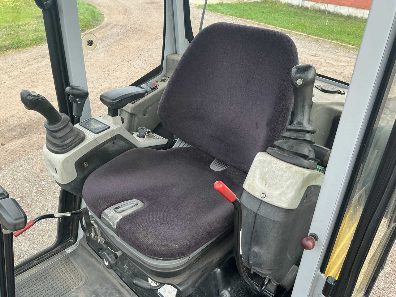 Miniexcavadora 2016 WACKER NEUSON ET18 /DS MINI EXCAVATOR: foto 15 Miniexcavadora 2016 WACKER NEUSON ET18 /DS MINI EXCAVATOR: foto 15