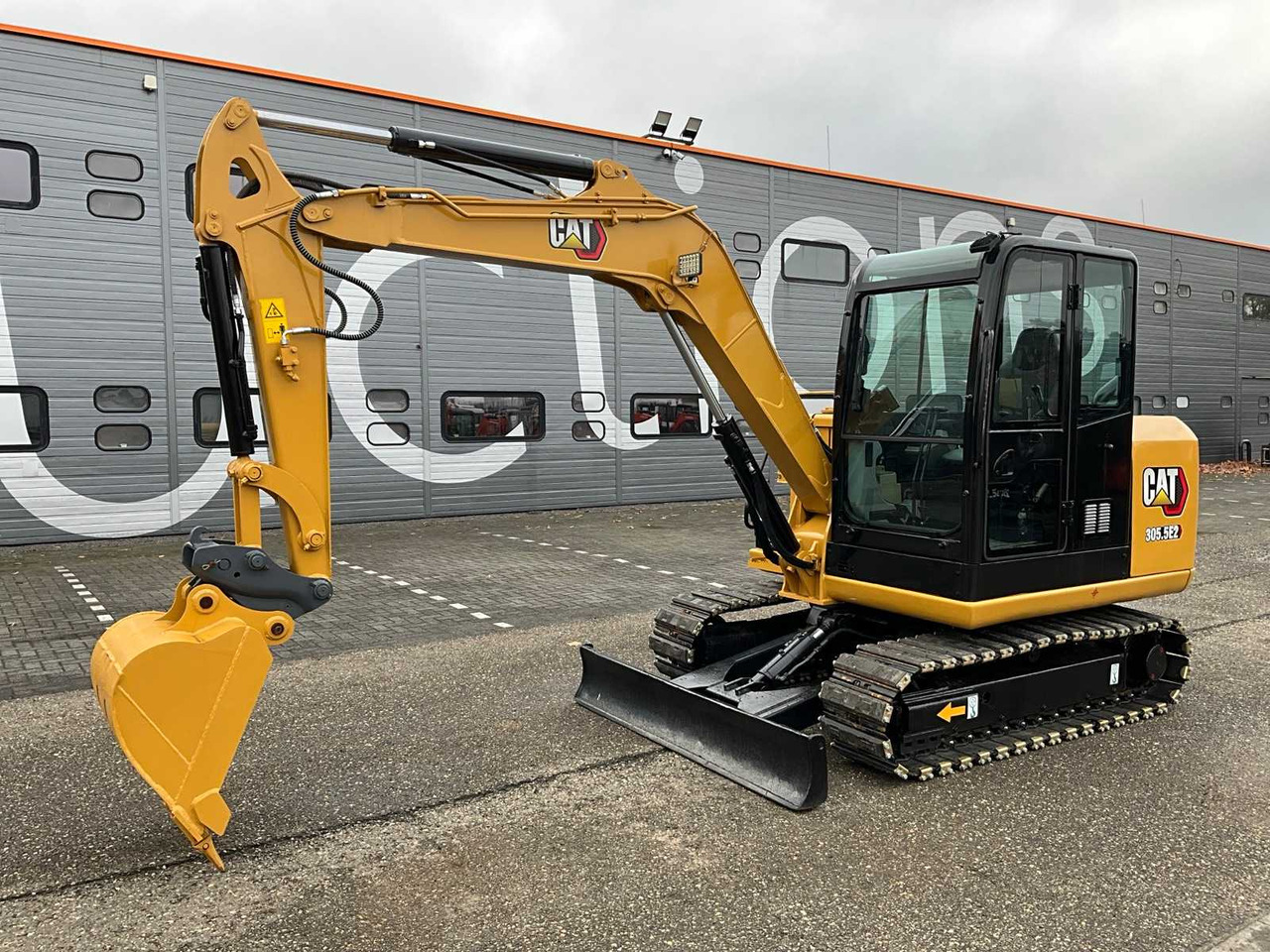 2018 CAT 305.5E2 MIDI EXCAVATOR - Excavadora: foto 1 2018 CAT 305.5E2 MIDI EXCAVATOR - Excavadora: foto 1