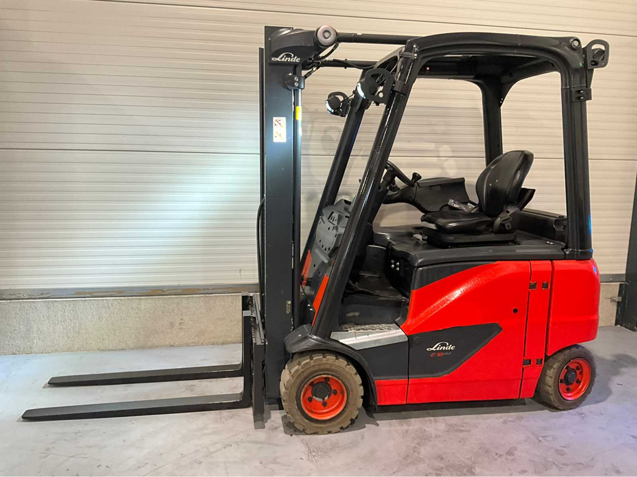 2019 LINDE E18PH-02 1800KG FORKLIFT - Carretilla elevadora: foto 3 2019 LINDE E18PH-02 1800KG FORKLIFT - Carretilla elevadora: foto 3