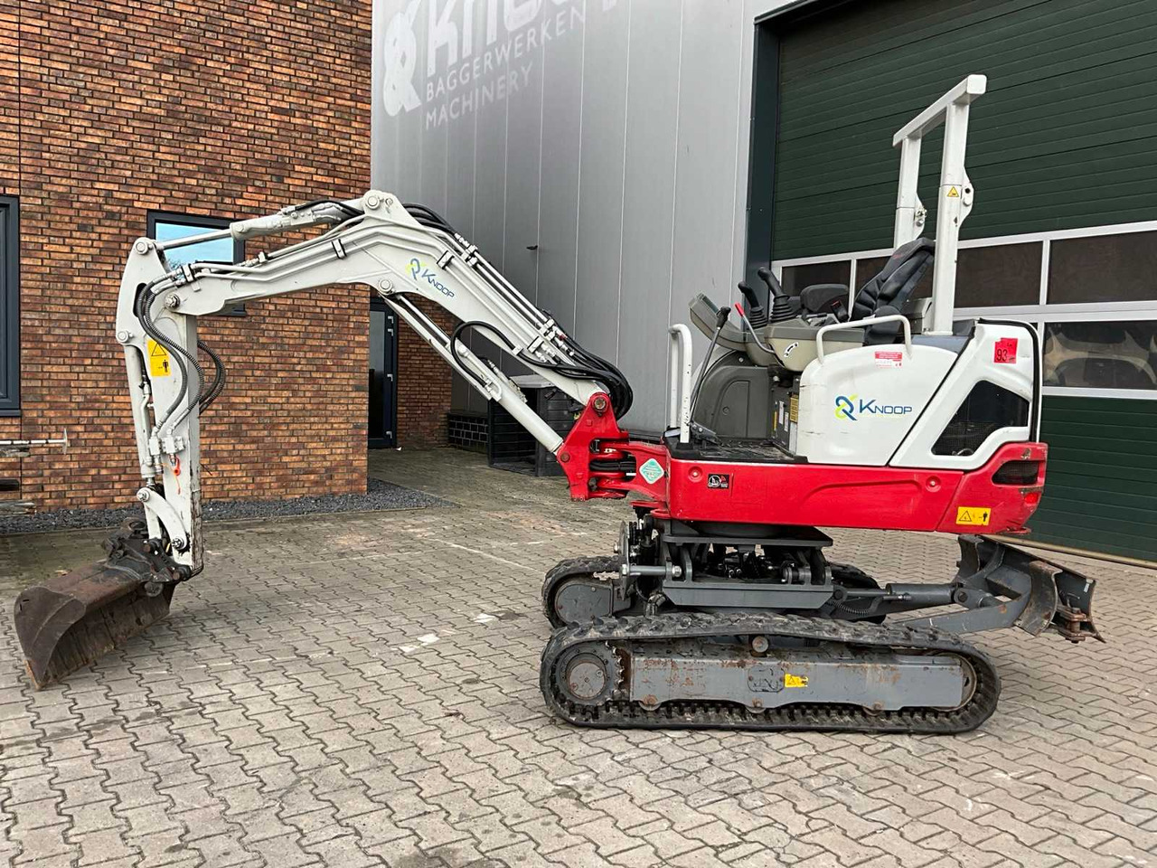2019 TAKEUCHI TB225 CANOPY MINI EXCAVATOR - Miniexcavadora: foto 5 2019 TAKEUCHI TB225 CANOPY MINI EXCAVATOR - Miniexcavadora: foto 5