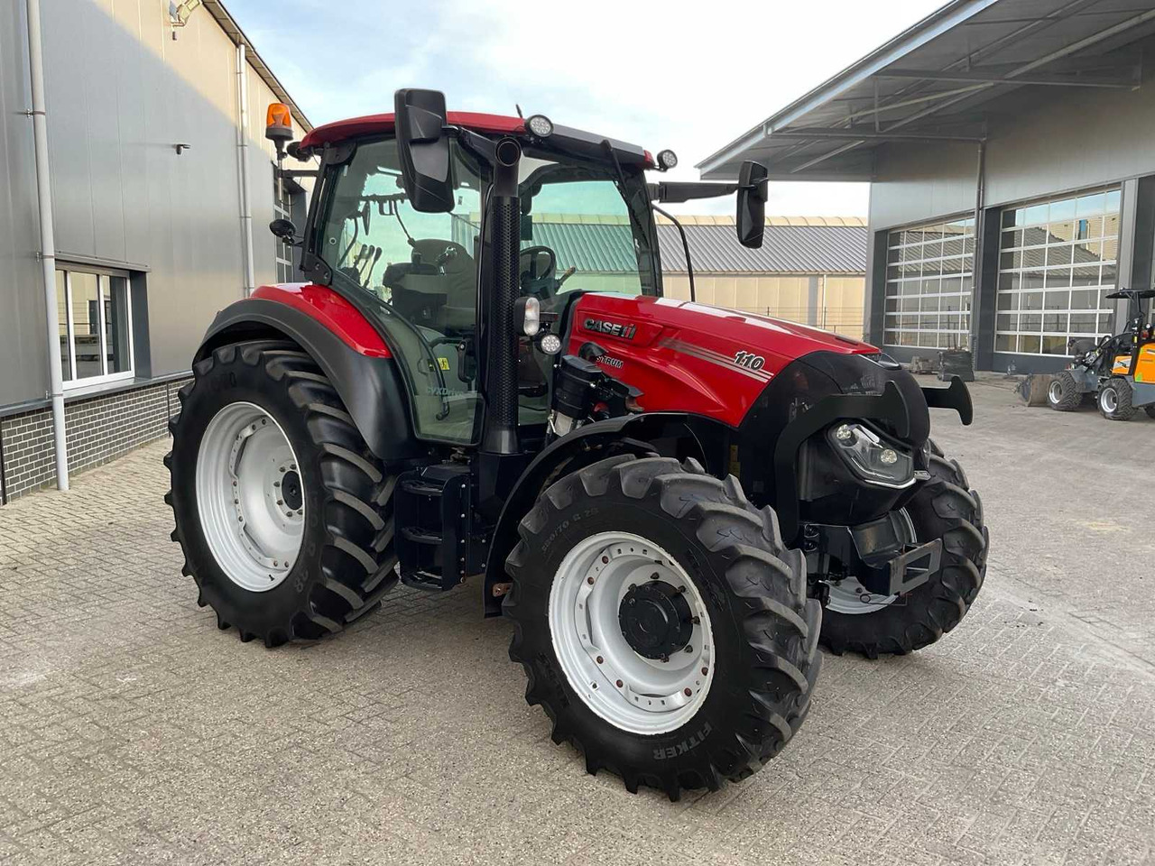 2021 CASE IH VESTRUM 110 CVXDRIVE ALL-WHEEL DRIVE FARM TRACTOR - Tractor: foto 4 2021 CASE IH VESTRUM 110 CVXDRIVE ALL-WHEEL DRIVE FARM TRACTOR - Tractor: foto 4