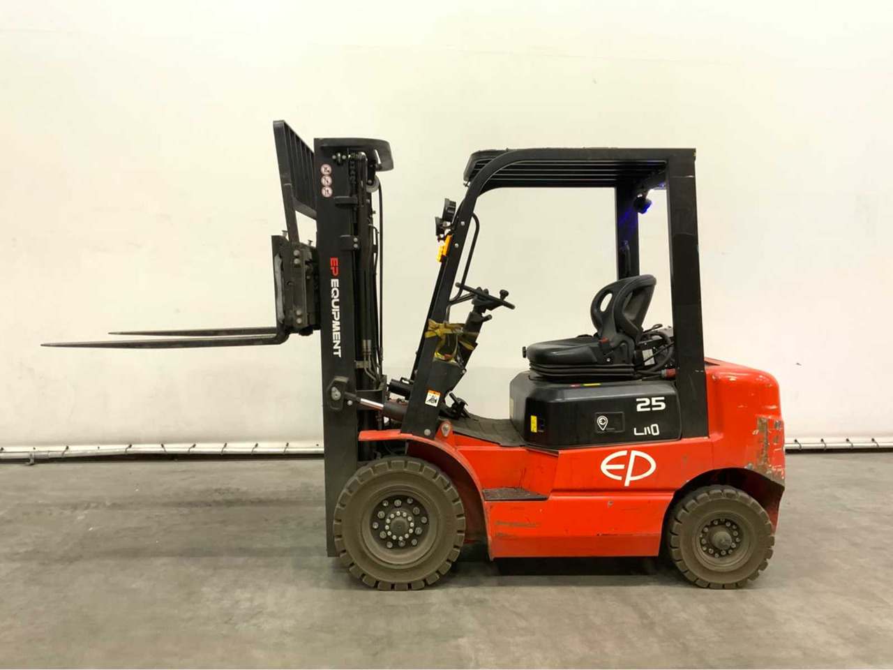 2022 EP EFL252 FORKLIFT - Carretilla elevadora: foto 5 2022 EP EFL252 FORKLIFT - Carretilla elevadora: foto 5