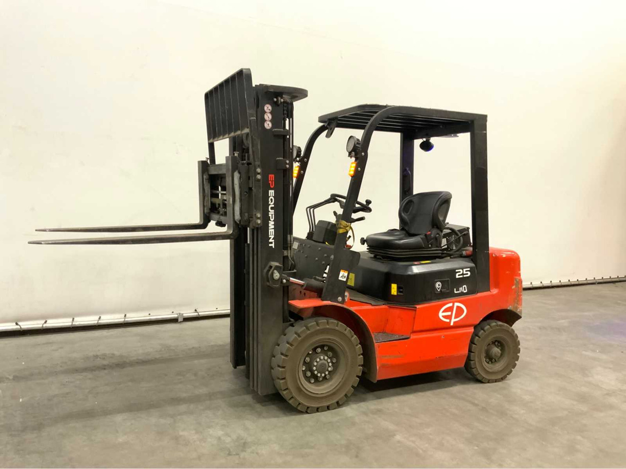 2022 EP EFL252 FORKLIFT - Carretilla elevadora: foto 3 2022 EP EFL252 FORKLIFT - Carretilla elevadora: foto 3