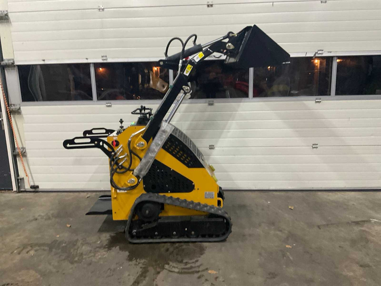 Minicargadora de cadenas 2025 JINING LIHUS HEAVY LRT 360 SKID STEER LOADER: foto 9 Minicargadora de cadenas 2025 JINING LIHUS HEAVY LRT 360 SKID STEER LOADER: foto 9