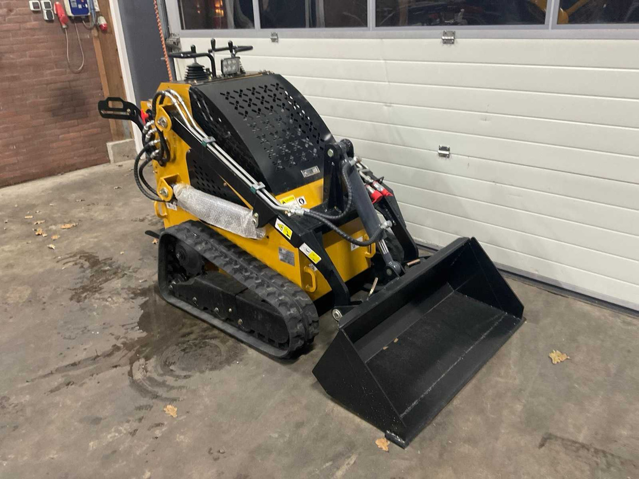 Minicargadora de cadenas 2025 JINING LIHUS HEAVY LRT 360 SKID STEER LOADER: foto 8 Minicargadora de cadenas 2025 JINING LIHUS HEAVY LRT 360 SKID STEER LOADER: foto 8