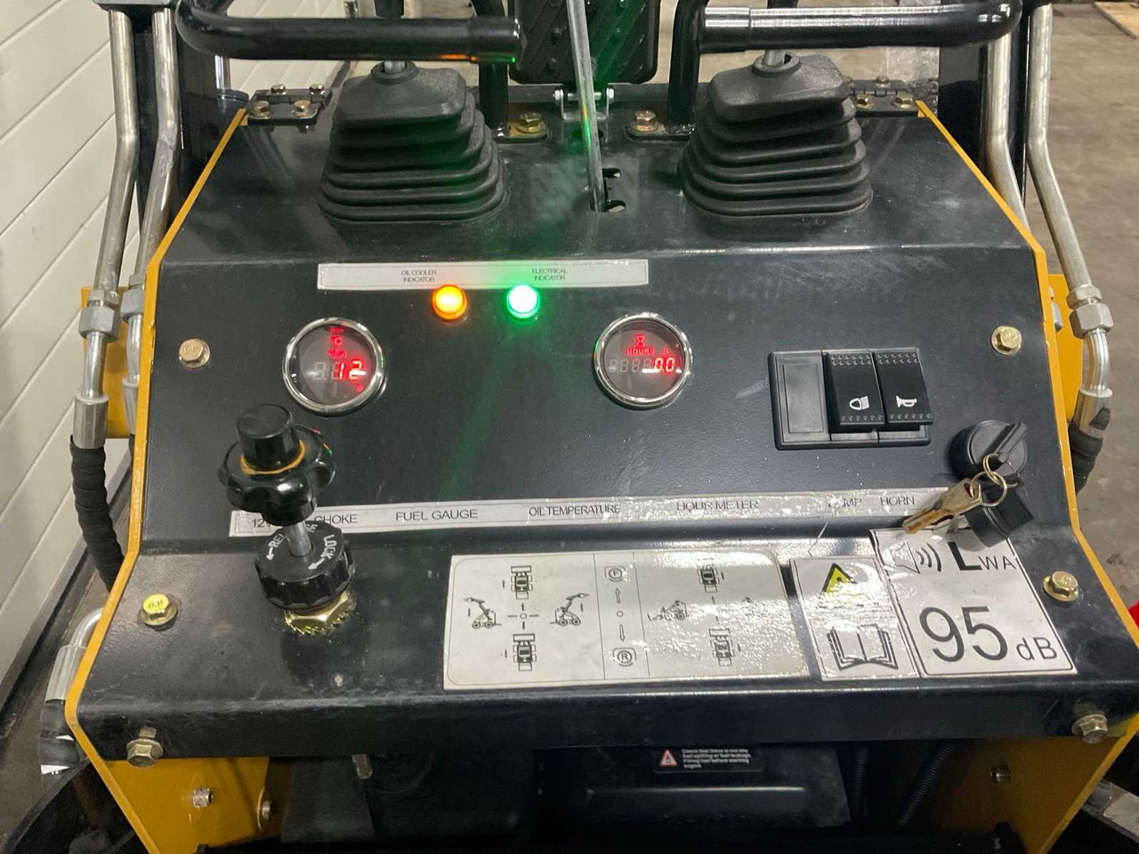 Minicargadora de cadenas 2025 JINING LIHUS HEAVY LRT 360 SKID STEER LOADER: foto 10 Minicargadora de cadenas 2025 JINING LIHUS HEAVY LRT 360 SKID STEER LOADER: foto 10