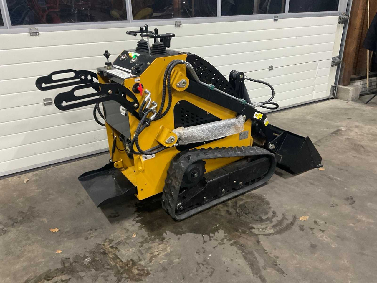 Minicargadora de cadenas 2025 JINING LIHUS HEAVY LRT 360 SKID STEER LOADER: foto 7 Minicargadora de cadenas 2025 JINING LIHUS HEAVY LRT 360 SKID STEER LOADER: foto 7