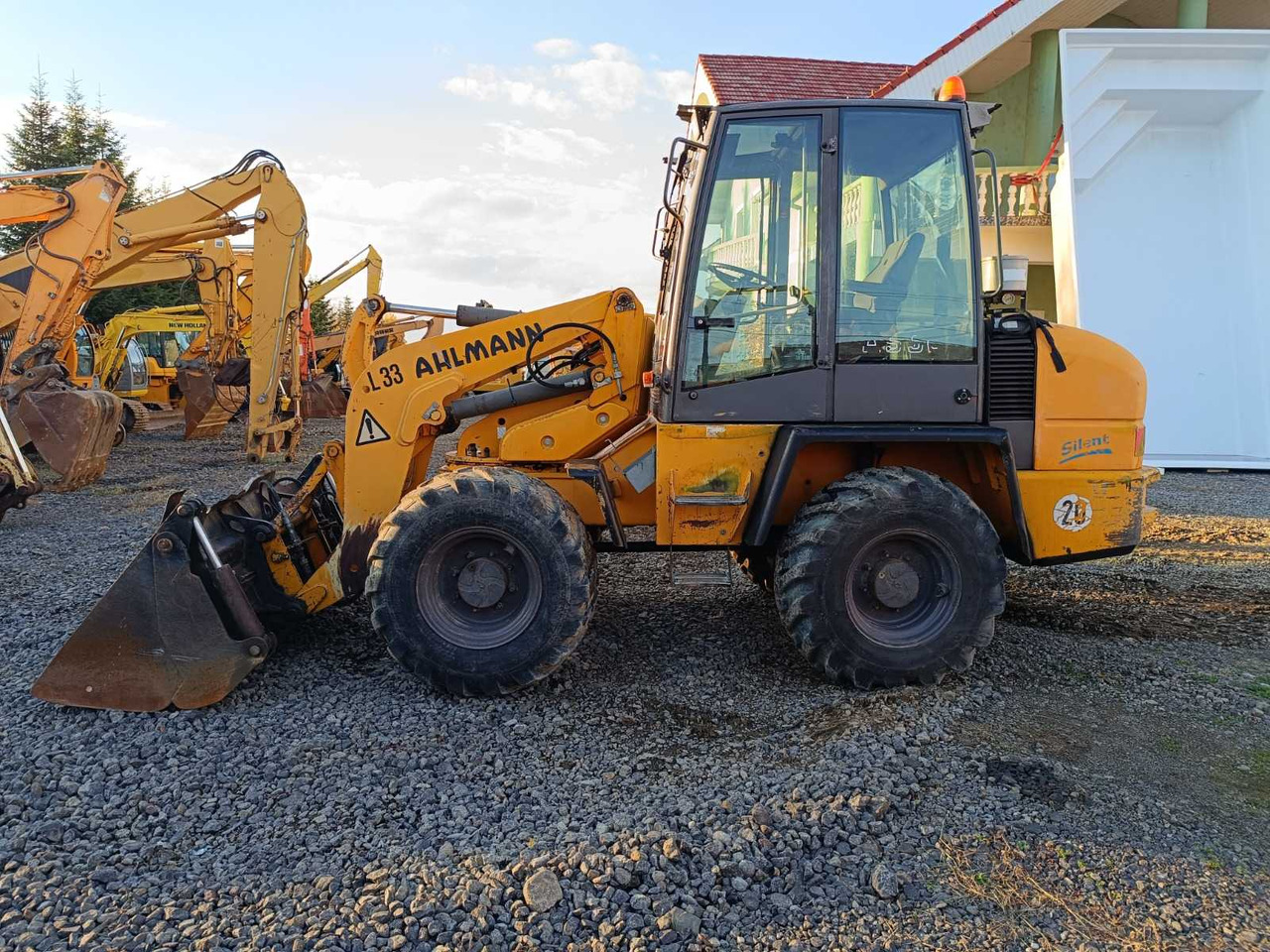 AHLMANN - AS85 - COMPACT LOADER - 2008 - Minicargadora de cadenas: foto 4 AHLMANN - AS85 - COMPACT LOADER - 2008 - Minicargadora de cadenas: foto 4