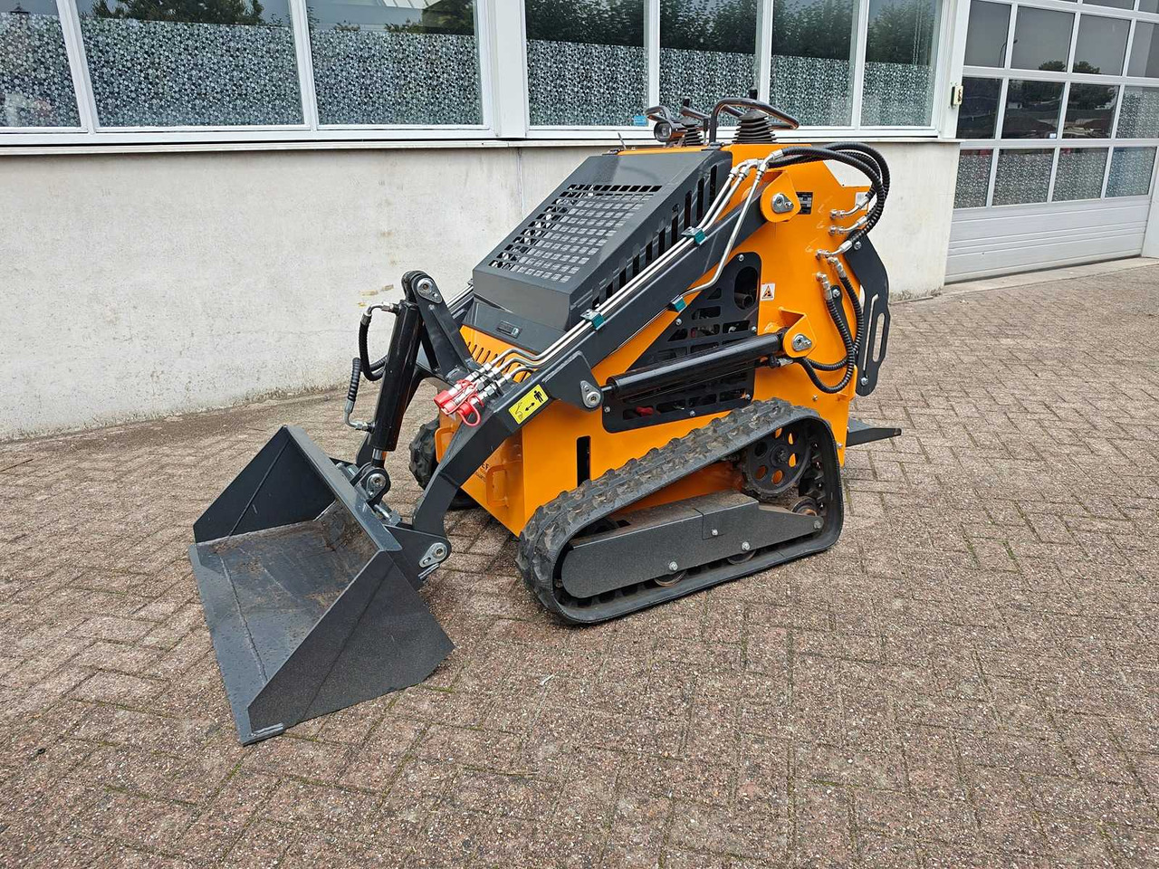 ARTEER - 2025 - QB-480 - SKID STEER LOADER - Minicargadora de cadenas: foto 1 ARTEER - 2025 - QB-480 - SKID STEER LOADER - Minicargadora de cadenas: foto 1