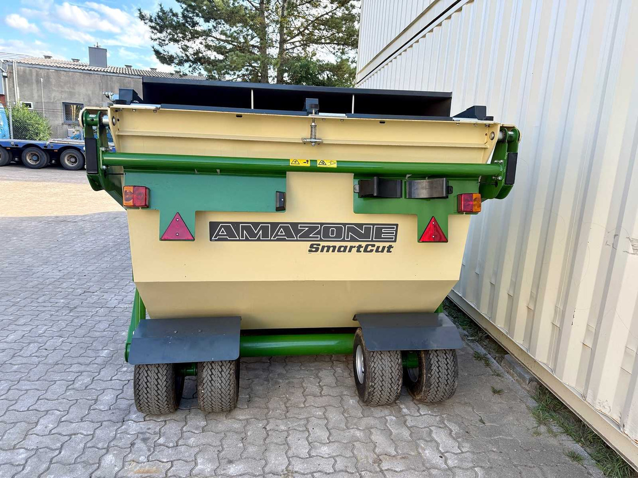 Amazone Grasshopper GHS 1800 Drive - Maquinaria de jardinería: foto 4 Amazone Grasshopper GHS 1800 Drive - Maquinaria de jardinería: foto 4