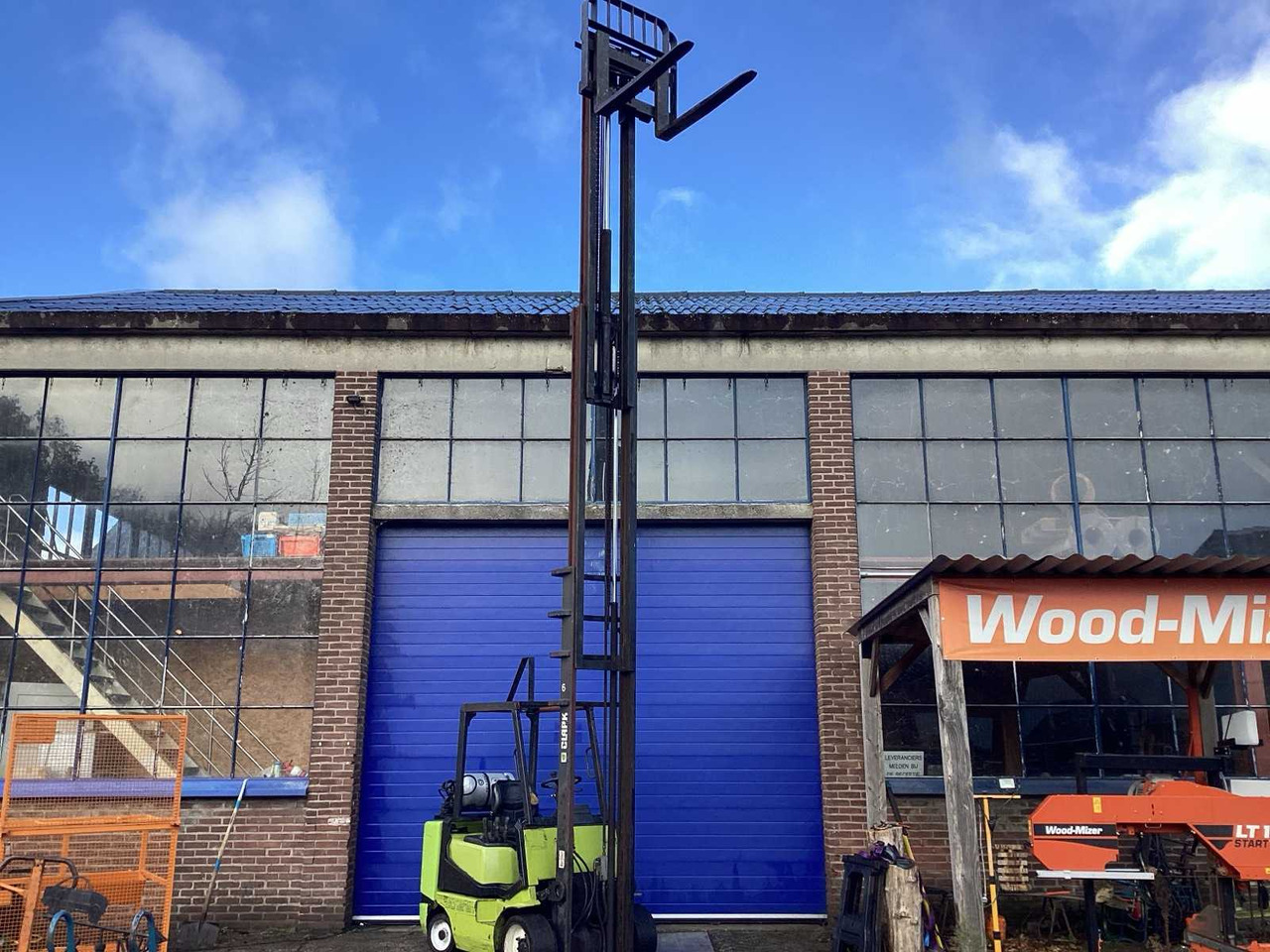 Carretilla elevadora CLARK - 1999 - CGC30 - FORKLIFT 7300 MM: foto 9