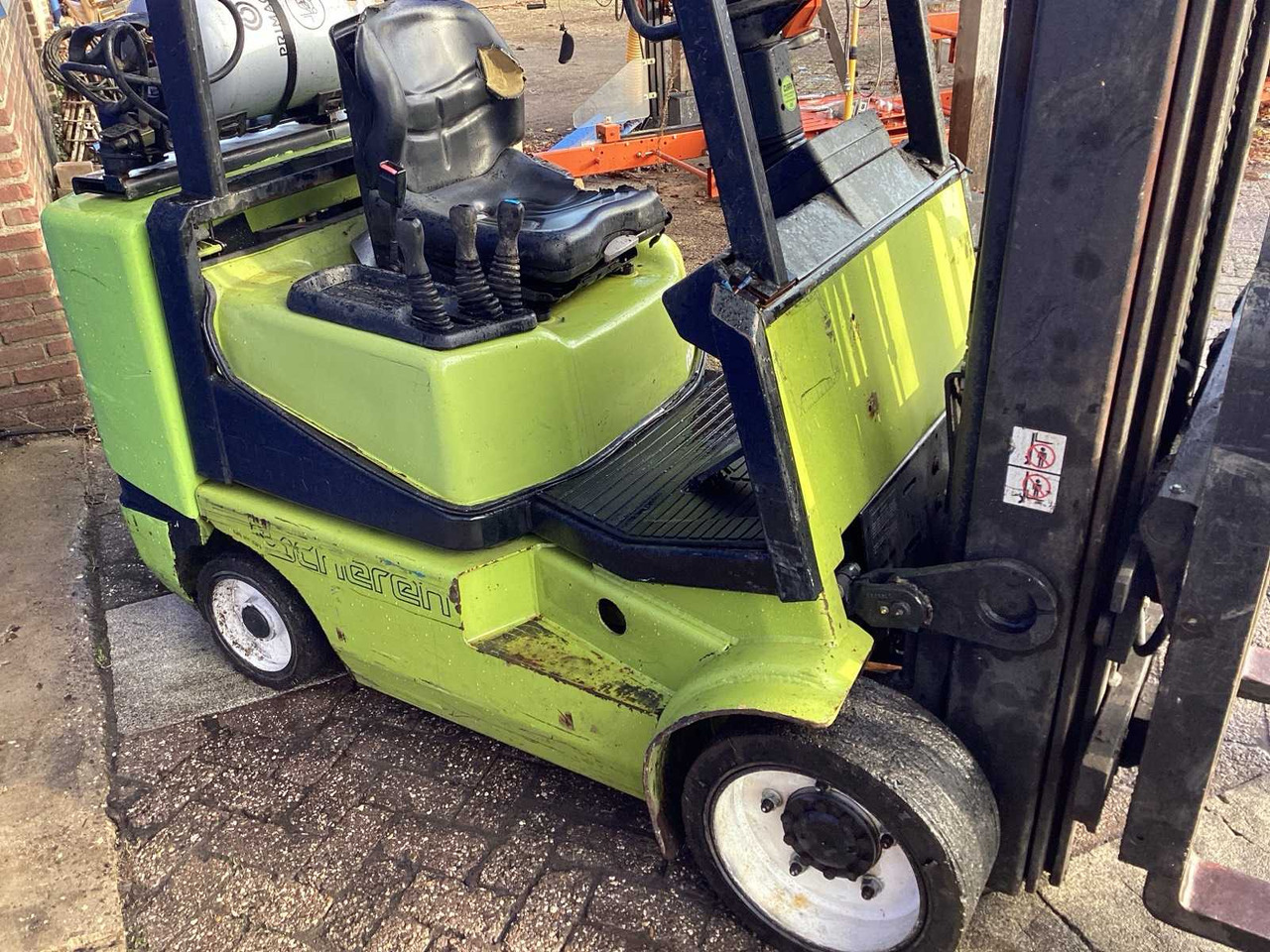 Carretilla elevadora CLARK - 1999 - CGC30 - FORKLIFT 7300 MM: foto 11