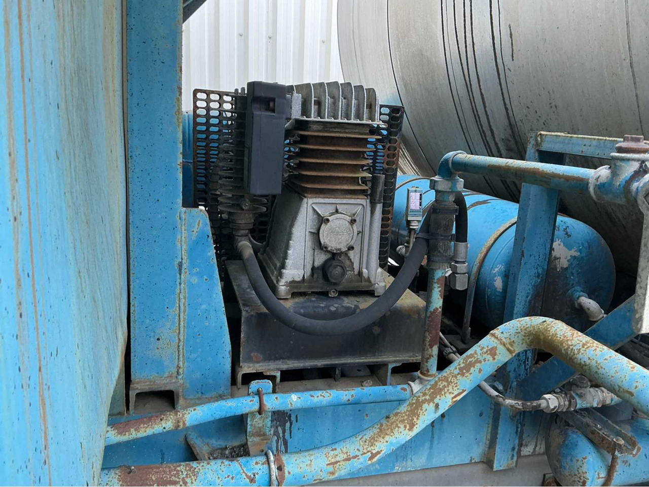 Camión 2001 RENAULT 22 AVA 320 DCI TRUCK: foto 17 Camión 2001 RENAULT 22 AVA 320 DCI TRUCK: foto 17