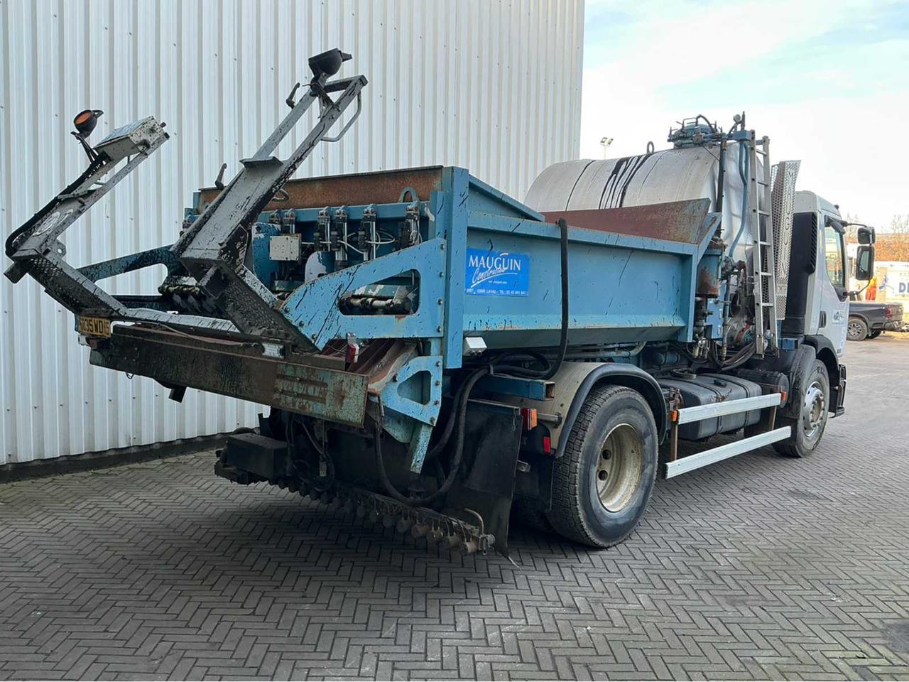 Camión 2001 RENAULT 22 AVA 320 DCI TRUCK: foto 6 Camión 2001 RENAULT 22 AVA 320 DCI TRUCK: foto 6