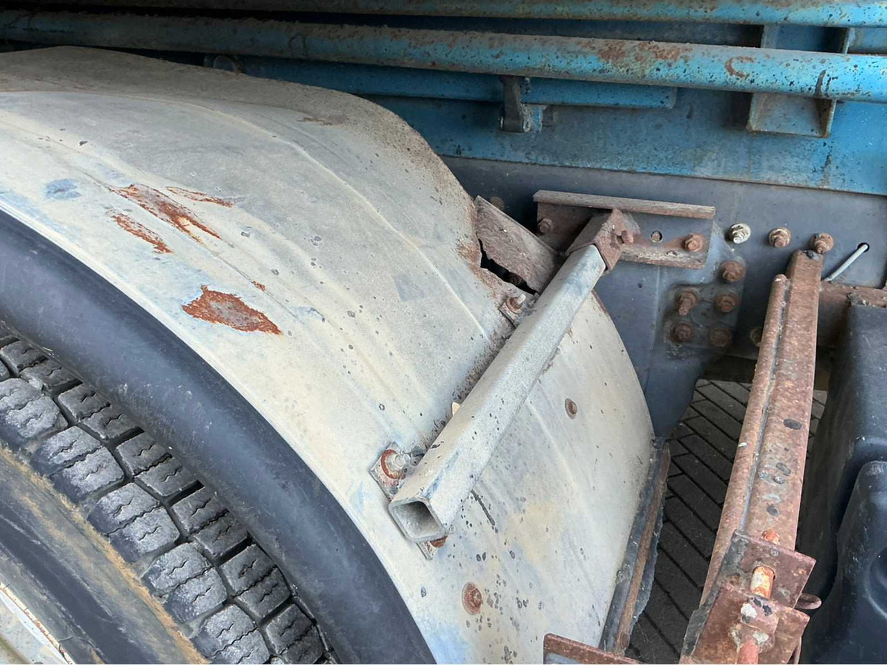 Camión 2001 RENAULT 22 AVA 320 DCI TRUCK: foto 19 Camión 2001 RENAULT 22 AVA 320 DCI TRUCK: foto 19