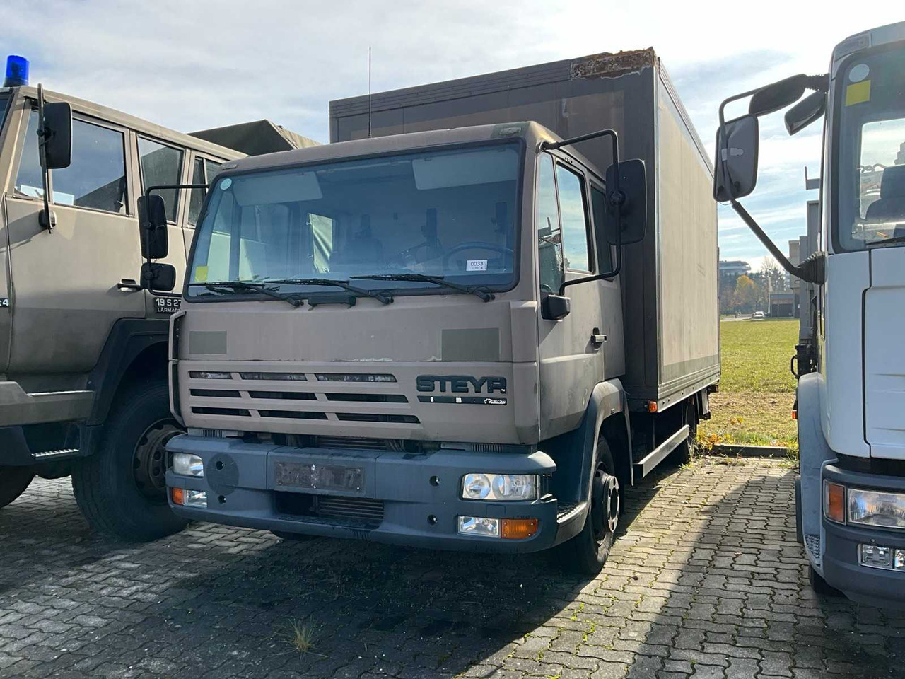 2001 STEYR OESN-9S18LBW TRUCK - Camión: foto 1 2001 STEYR OESN-9S18LBW TRUCK - Camión: foto 1