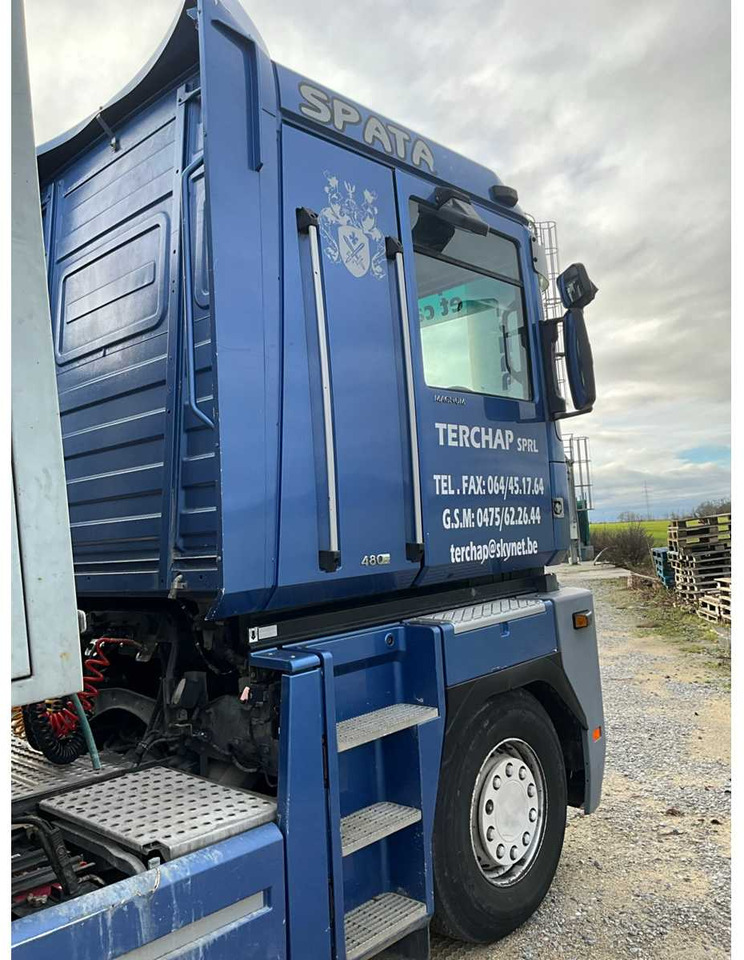 TRACTOR RENAULT MAGNUM - Camión: foto 3 TRACTOR RENAULT MAGNUM - Camión: foto 3