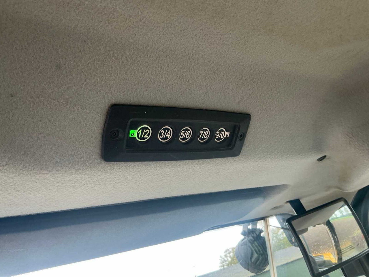 Cargadora de ruedas Caterpillar 906M: foto 33 Cargadora de ruedas Caterpillar 906M: foto 33