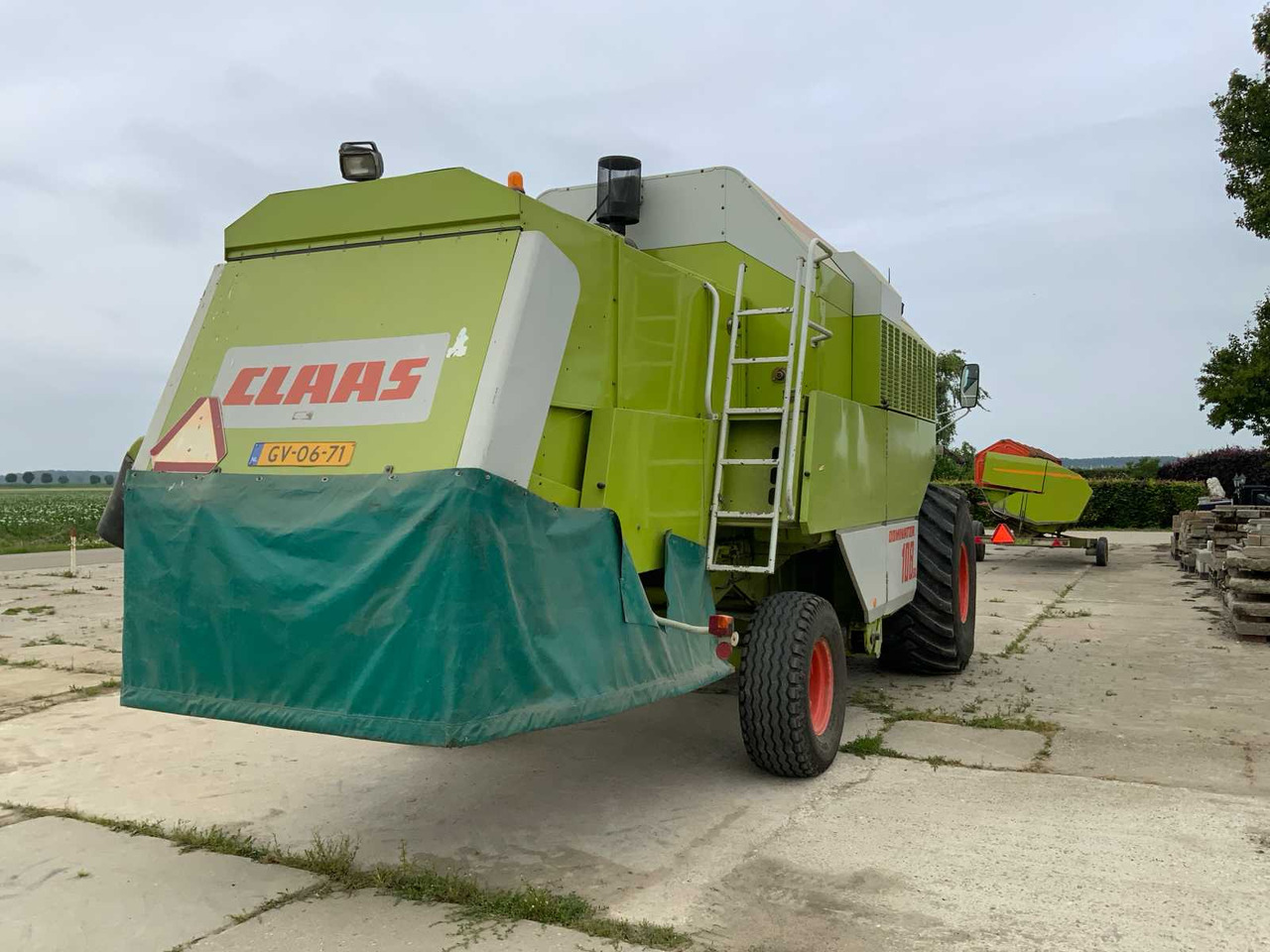 Claas Dominator 108 SL - Cosechadora de granos: foto 4 Claas Dominator 108 SL - Cosechadora de granos: foto 4