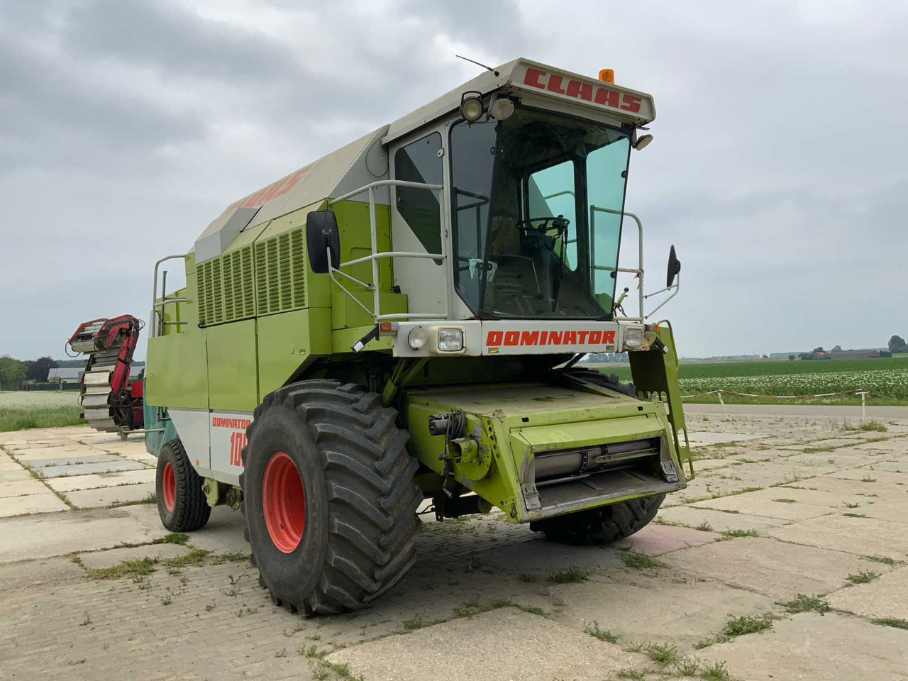 Claas Dominator 108 SL - Cosechadora de granos: foto 5 Claas Dominator 108 SL - Cosechadora de granos: foto 5