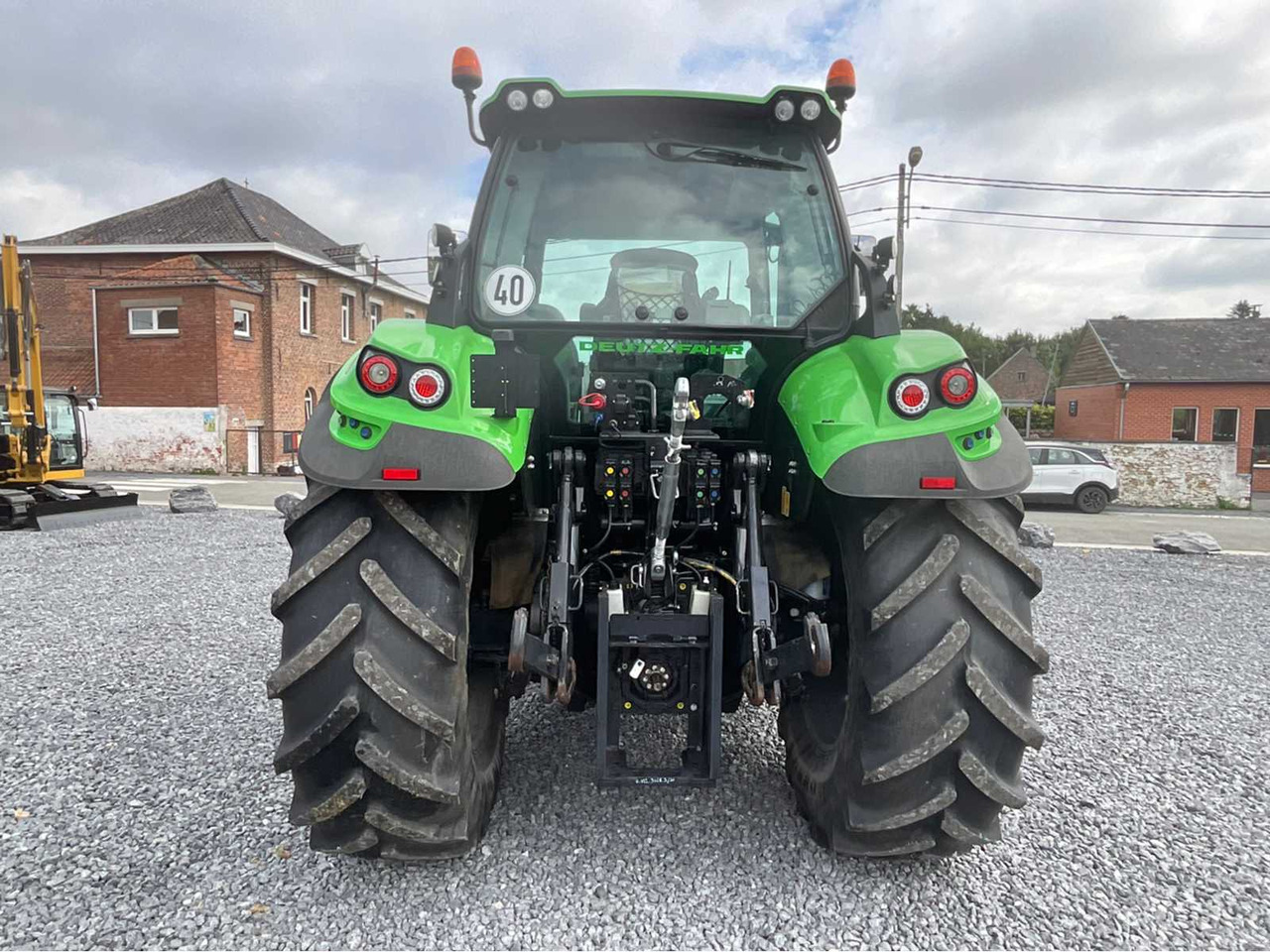 Deutz-Fahr Agrotron 6155 - Tractor: foto 4 Deutz-Fahr Agrotron 6155 - Tractor: foto 4