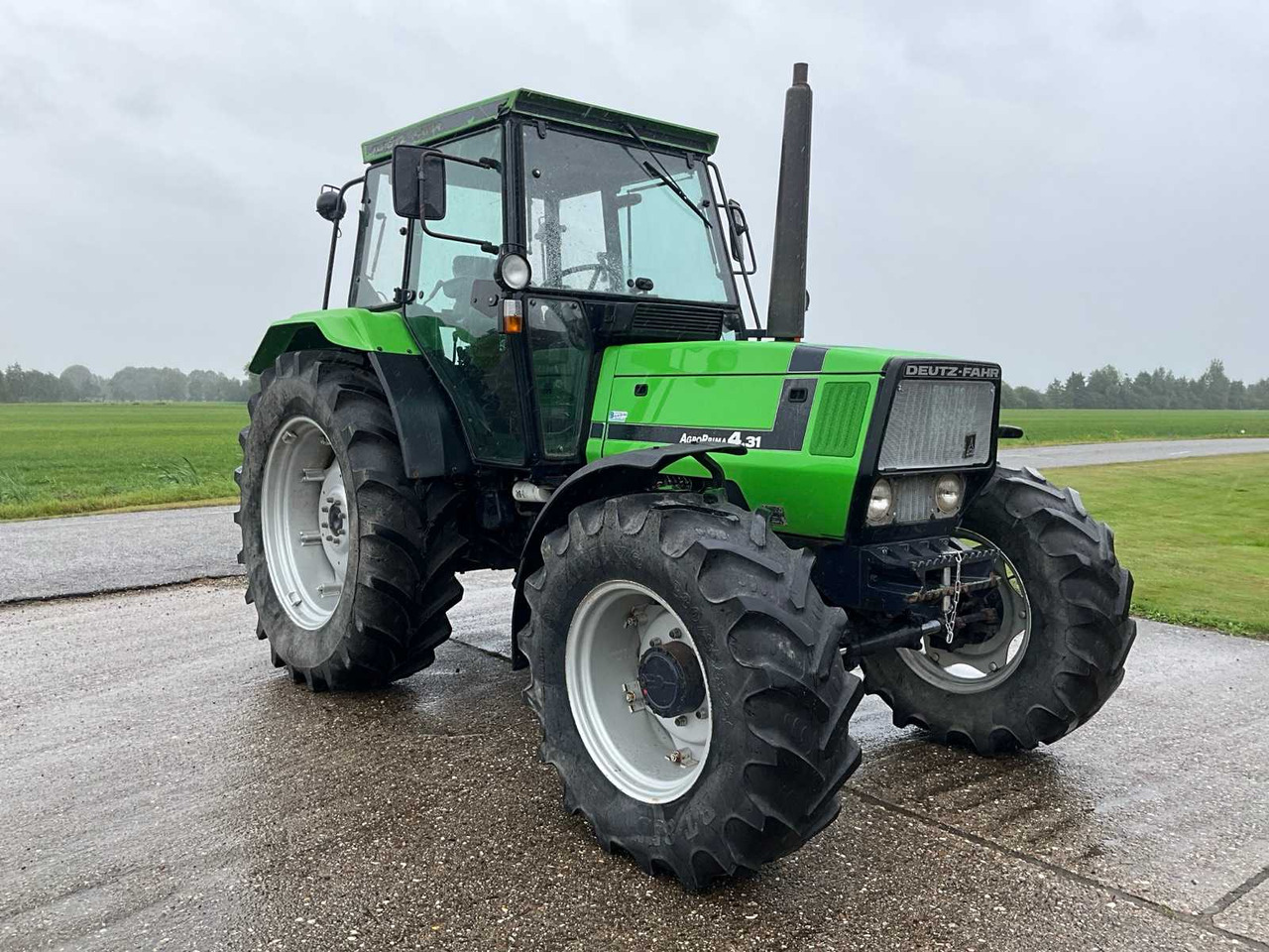 Deutz-Fahrenheit AgroPrima 4.31 - Tractor: foto 4 Deutz-Fahrenheit AgroPrima 4.31 - Tractor: foto 4