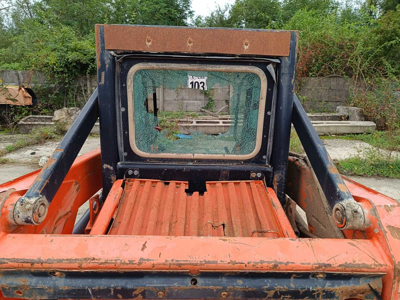 FIAT-HITACHI - SL45B - SKID STEER LOADER - 1998 - Minicargadora de cadenas: foto 2 FIAT-HITACHI - SL45B - SKID STEER LOADER - 1998 - Minicargadora de cadenas: foto 2