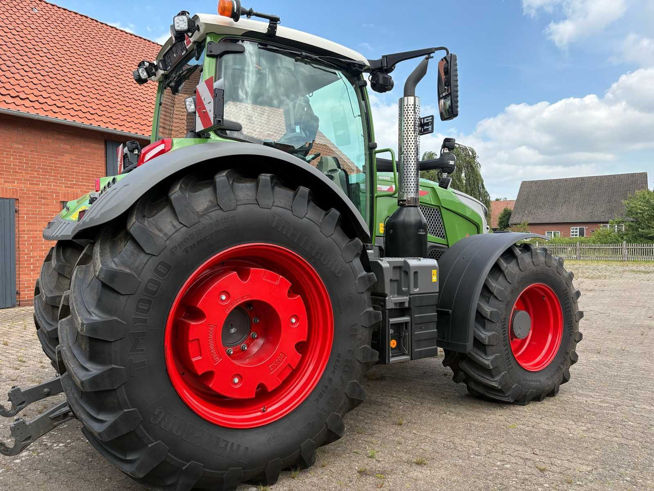 Fendt 728 Vario Gen7 Profi + Setting 2 - Tractor: foto 2 Fendt 728 Vario Gen7 Profi + Setting 2 - Tractor: foto 2