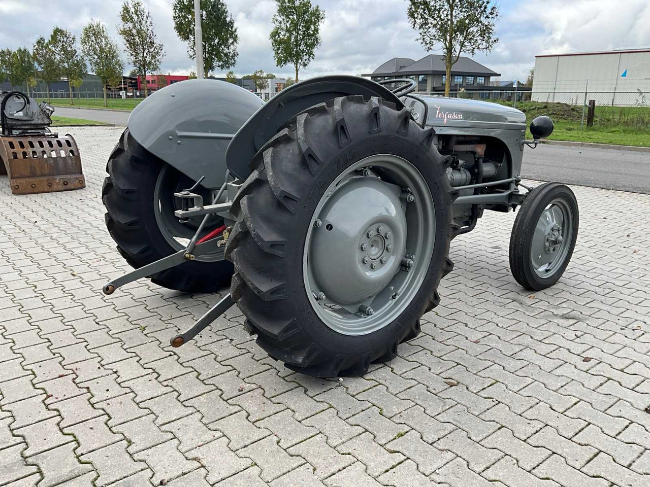 Ferguson TEF 20 - Tractor: foto 3 Ferguson TEF 20 - Tractor: foto 3