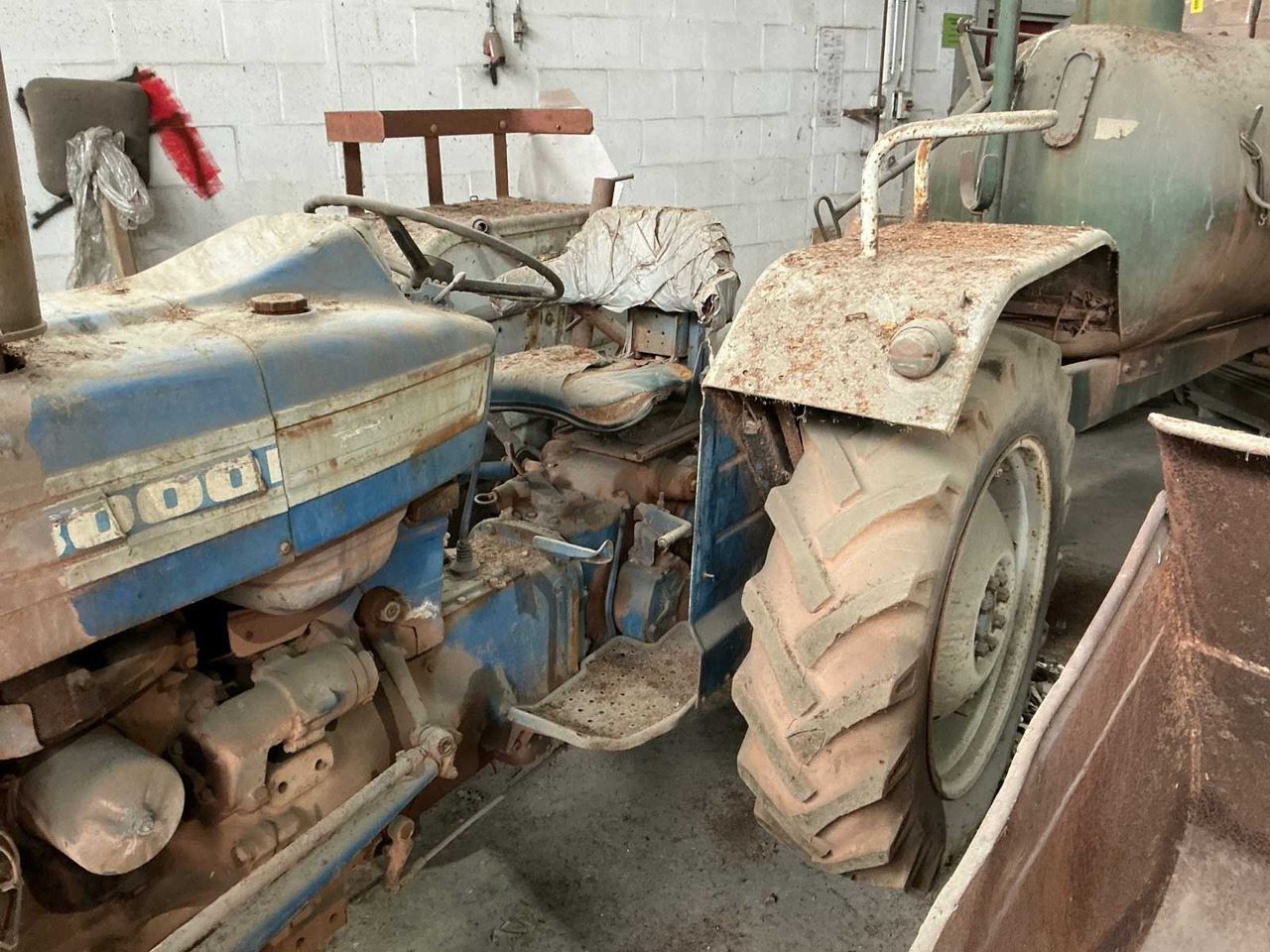 Ford 3000 - Tractor: foto 4 Ford 3000 - Tractor: foto 4