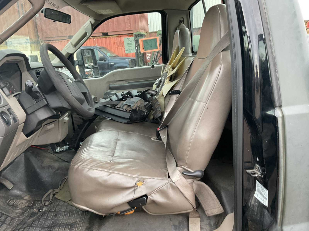 2008 FORD F 350 AIRCRAFT TUG - Furgoneta: foto 5 2008 FORD F 350 AIRCRAFT TUG - Furgoneta: foto 5