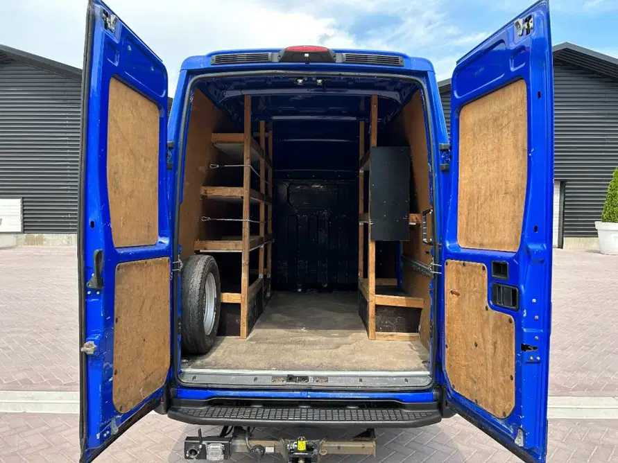 Furgoneta 2008 IVECO DAILY 50C18 AIR BRAKES COMMERCIAL VEHICLE: foto 11 Furgoneta 2008 IVECO DAILY 50C18 AIR BRAKES COMMERCIAL VEHICLE: foto 11