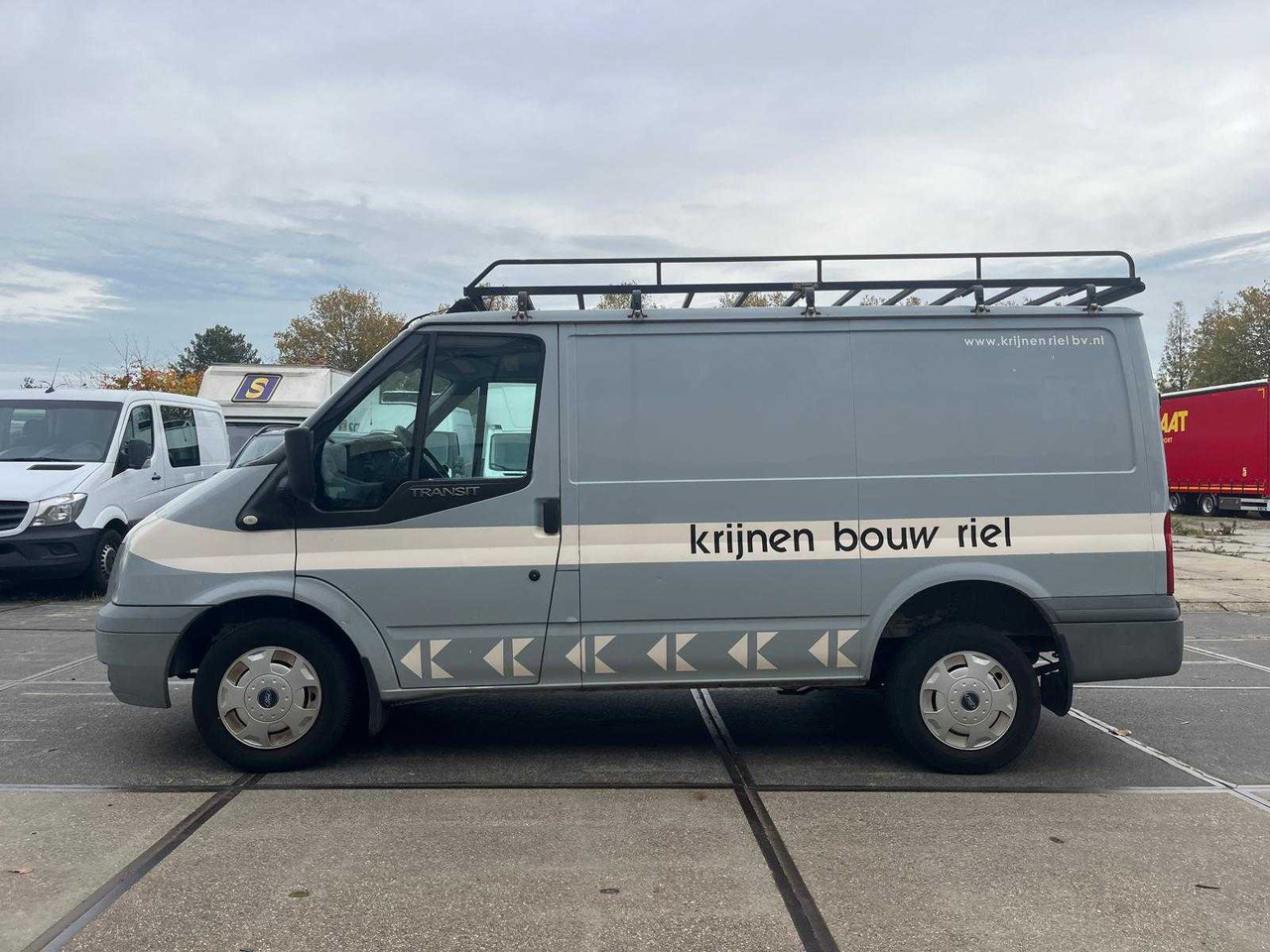 FORD TRANSIT 260S 2.2 TDCI ECONOMY EDITION | 7-VPK-29 - Furgoneta: foto 3 FORD TRANSIT 260S 2.2 TDCI ECONOMY EDITION | 7-VPK-29 - Furgoneta: foto 3