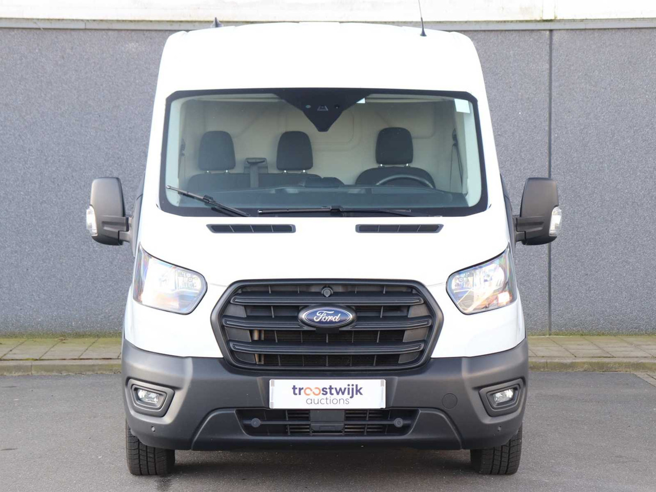 FORD TRANSIT 290 2.0 TDCI L2H2 TREND VAN | VRF-27-T - Furgoneta: foto 2 FORD TRANSIT 290 2.0 TDCI L2H2 TREND VAN | VRF-27-T - Furgoneta: foto 2