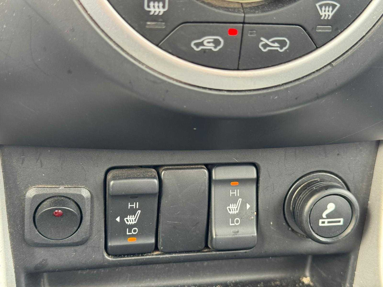 ISUZU D-MAX 2.5 DOUBLE CAB LSX 5-PERSON - 2016 | VX-388-L - Furgoneta: foto 3 ISUZU D-MAX 2.5 DOUBLE CAB LSX 5-PERSON - 2016 | VX-388-L - Furgoneta: foto 3