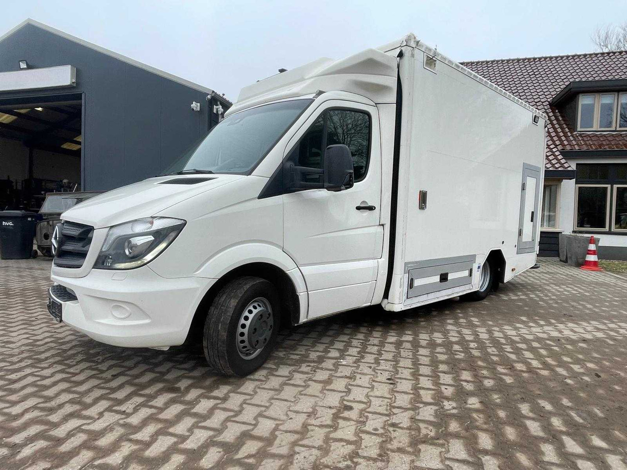MERCEDES - SPRINTER 519 AMBULACE CAMPER - COMMERCIAL VEHICLE - Furgoneta: foto 1 MERCEDES - SPRINTER 519 AMBULACE CAMPER - COMMERCIAL VEHICLE - Furgoneta: foto 1
