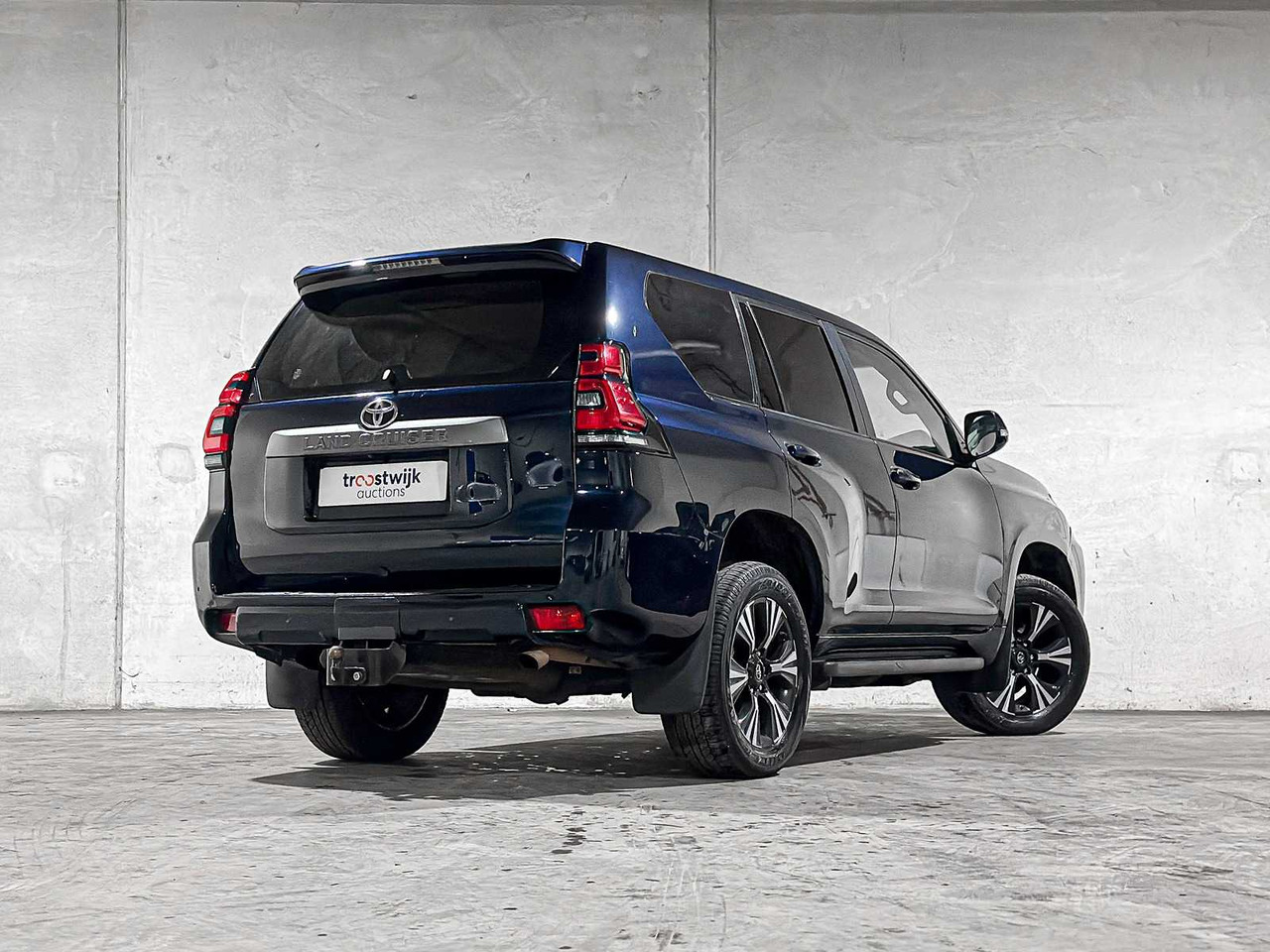 Furgoneta TOYOTA LAND CRUISER 2.8 D-4D-F CHALLENGER BLIND VAN 177HP 2020, VHH-33-H COMMERCIAL VEHICLE: foto 8 Furgoneta TOYOTA LAND CRUISER 2.8 D-4D-F CHALLENGER BLIND VAN 177HP 2020, VHH-33-H COMMERCIAL VEHICLE: foto 8