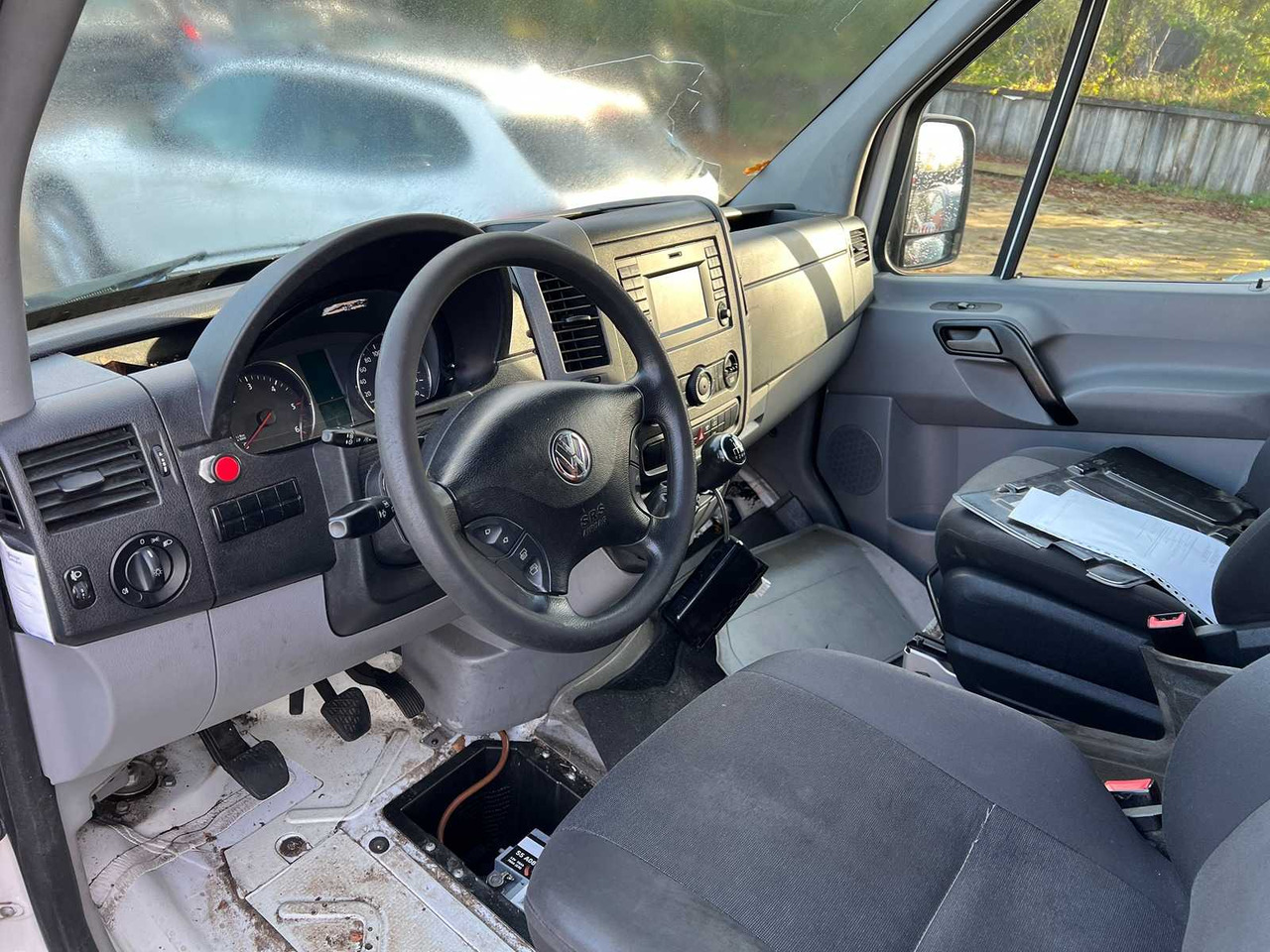 VOLKSWAGEN CRAFTER 35 2.0 TDI L3H1, V-931-HH - Furgoneta: foto 3 VOLKSWAGEN CRAFTER 35 2.0 TDI L3H1, V-931-HH - Furgoneta: foto 3