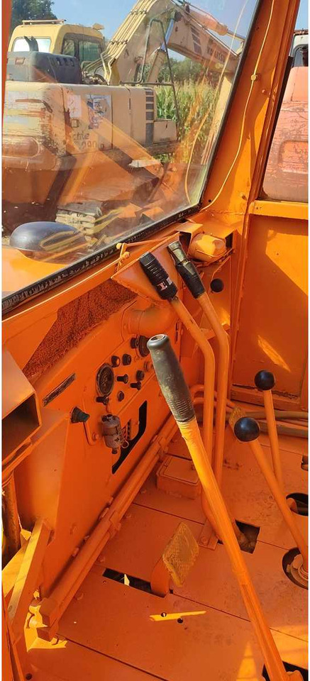 HANOMAG - Excavadora de cadenas: foto 4 HANOMAG - Excavadora de cadenas: foto 4