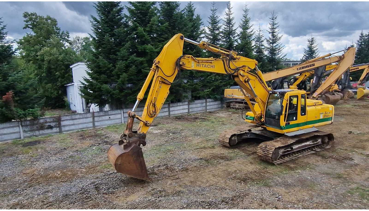 Hitachi ZX250 - Excavadora de cadenas: foto 5 Hitachi ZX250 - Excavadora de cadenas: foto 5