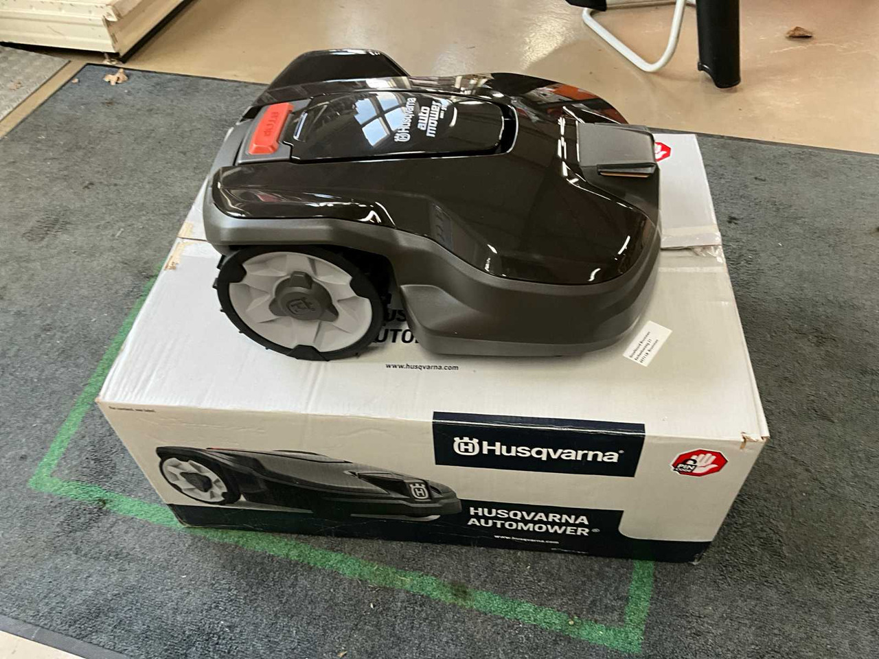 Husqvarna Auto Mower Mark II 315 - Cortacésped: foto 5 Husqvarna Auto Mower Mark II 315 - Cortacésped: foto 5