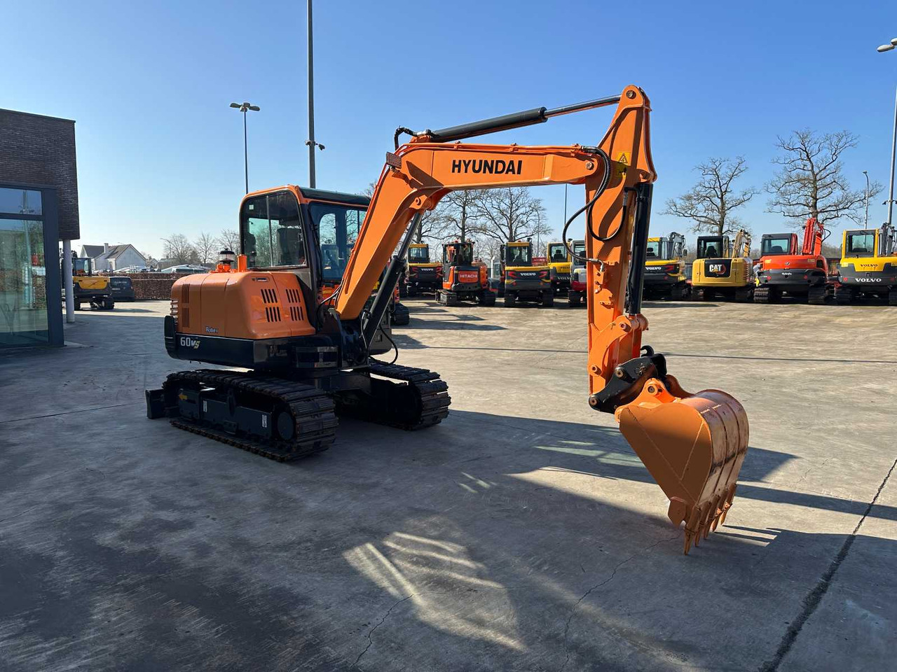 Hyundai R60VS - Excavadora de cadenas: foto 3 Hyundai R60VS - Excavadora de cadenas: foto 3